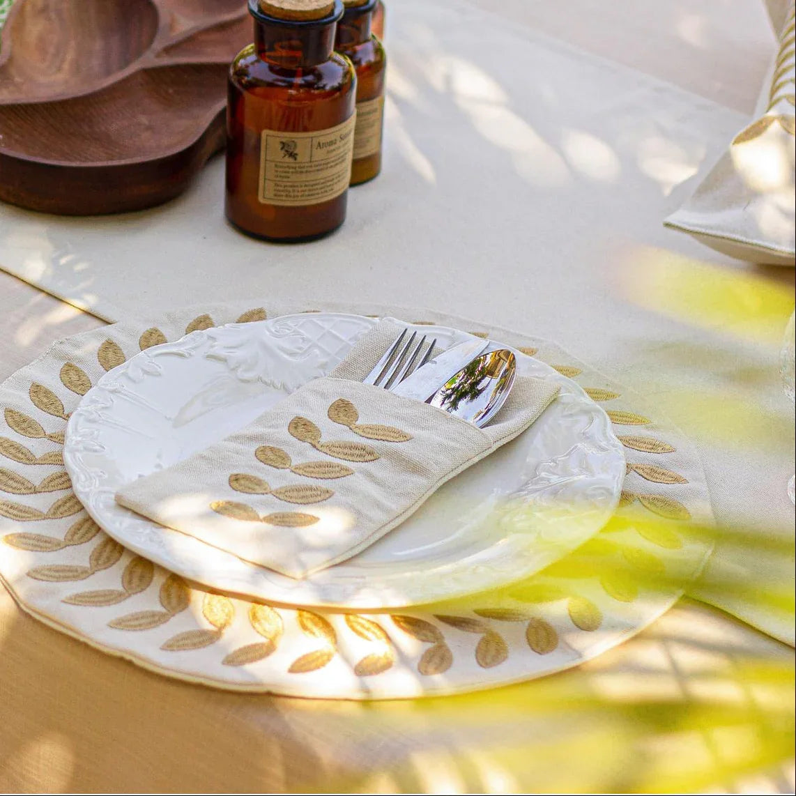 Roman Leaves Cutlery Sleeves Set - Ticas