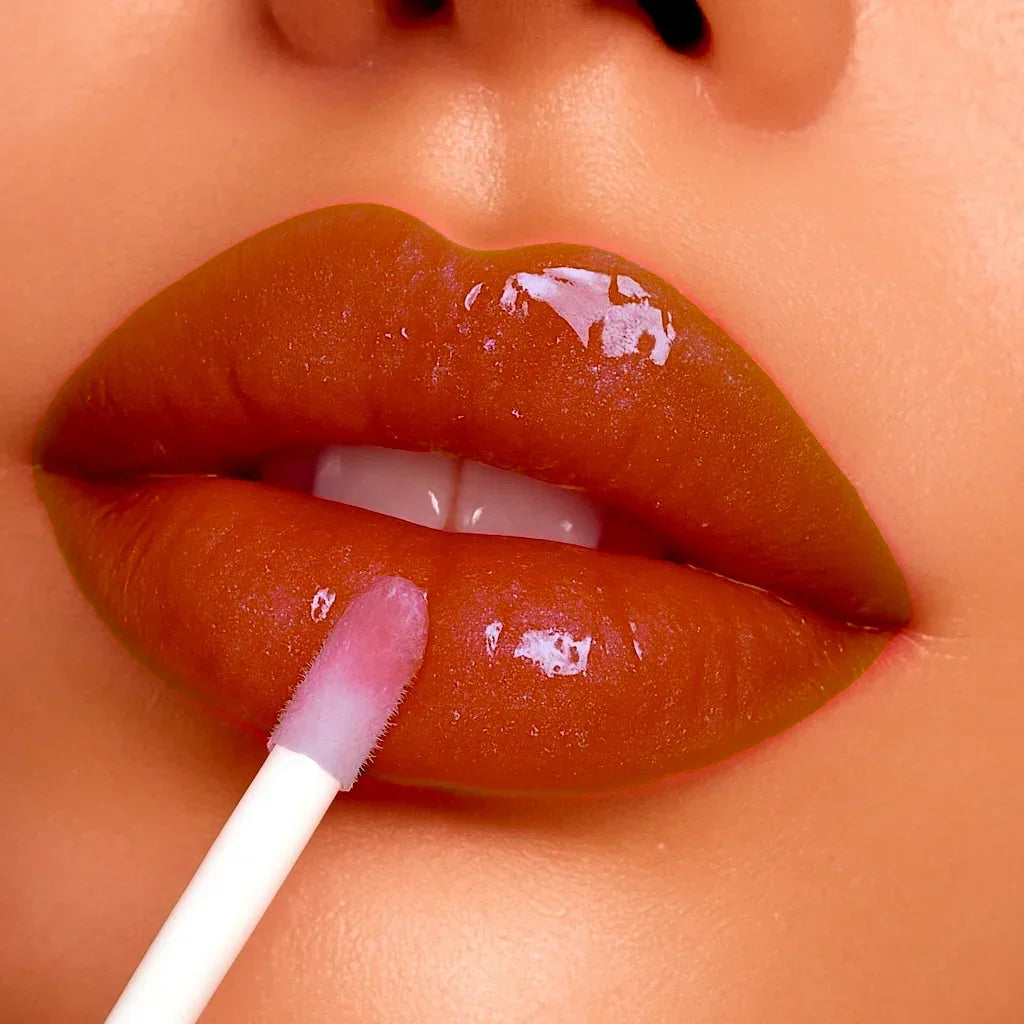 Essentials - Lip Gloss Temptation - Rusty brown 2