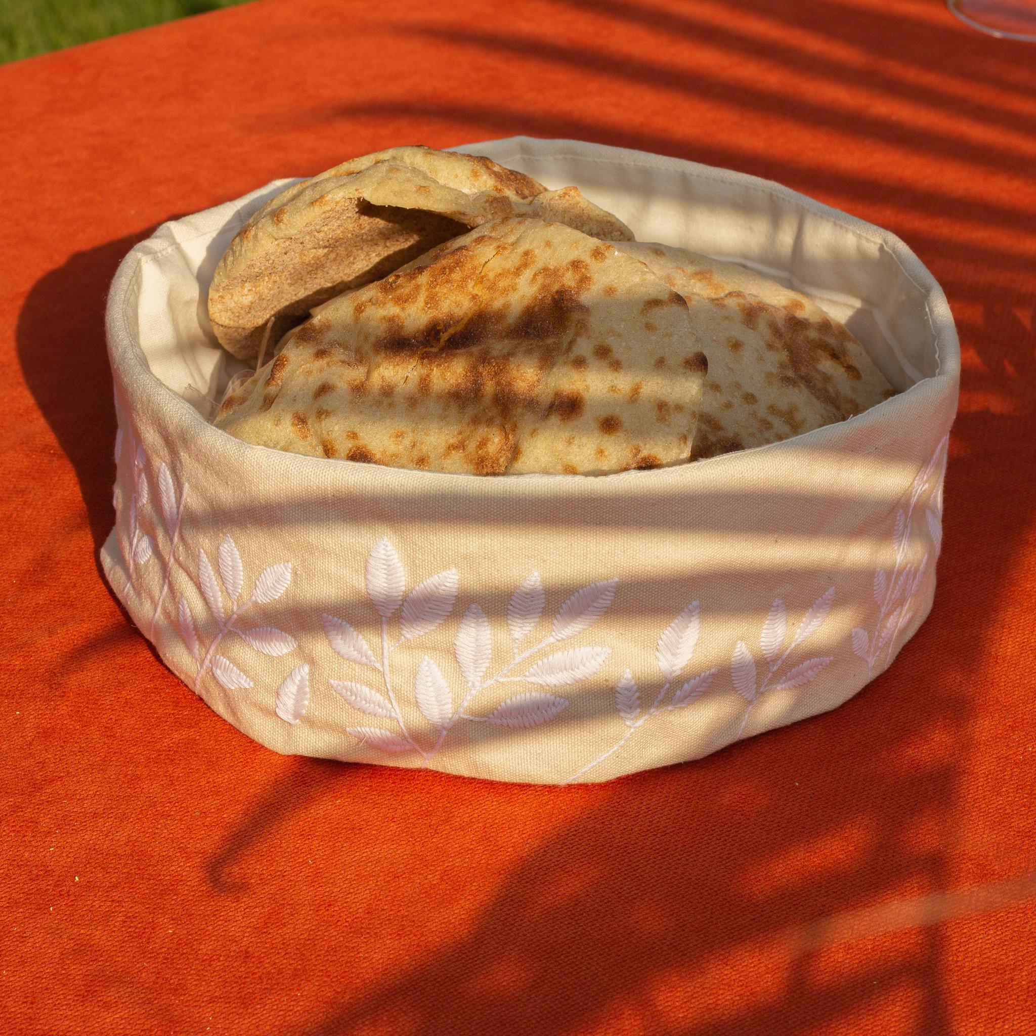 Summer Leaves Basket - Ticas