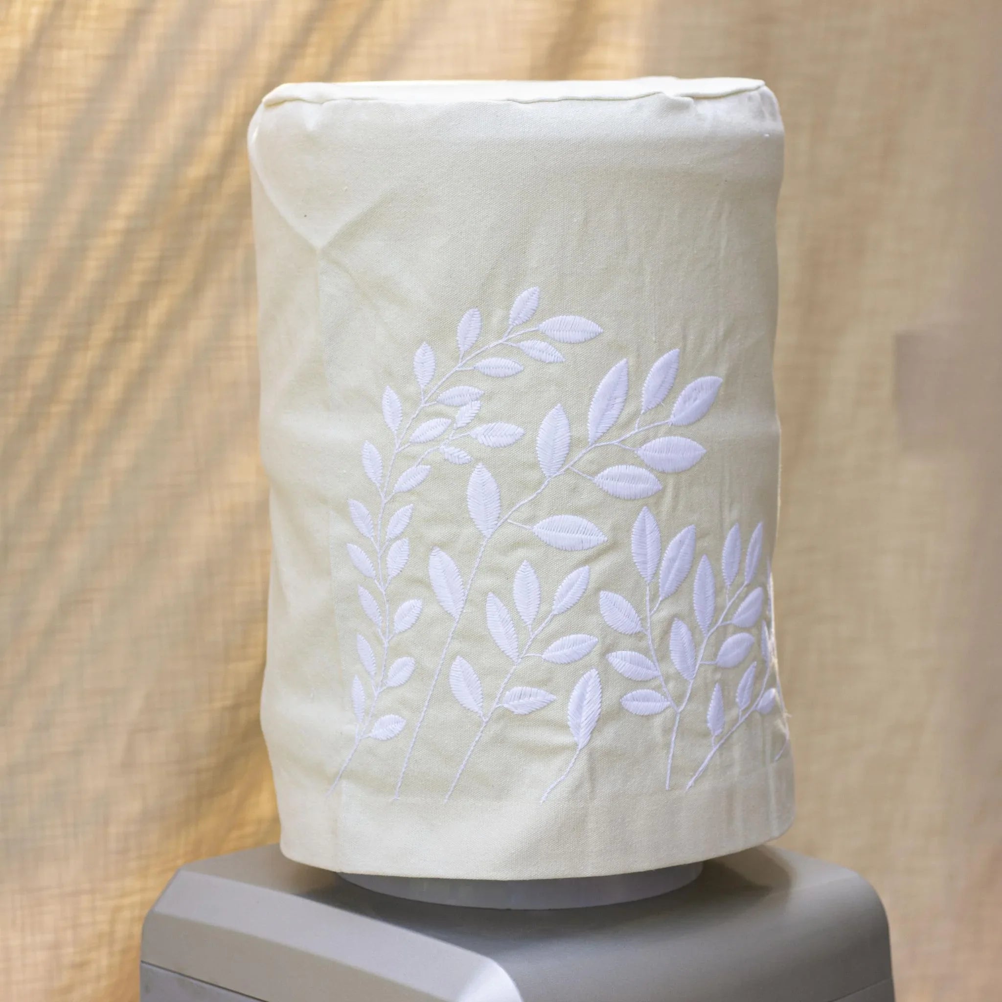 Summer Leaves Dispenser Cover - Ticas 2