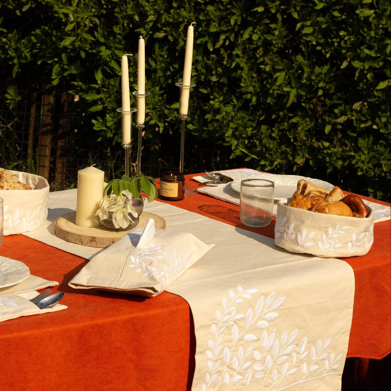 Summer Leaves Table Runner - Ticas 6
