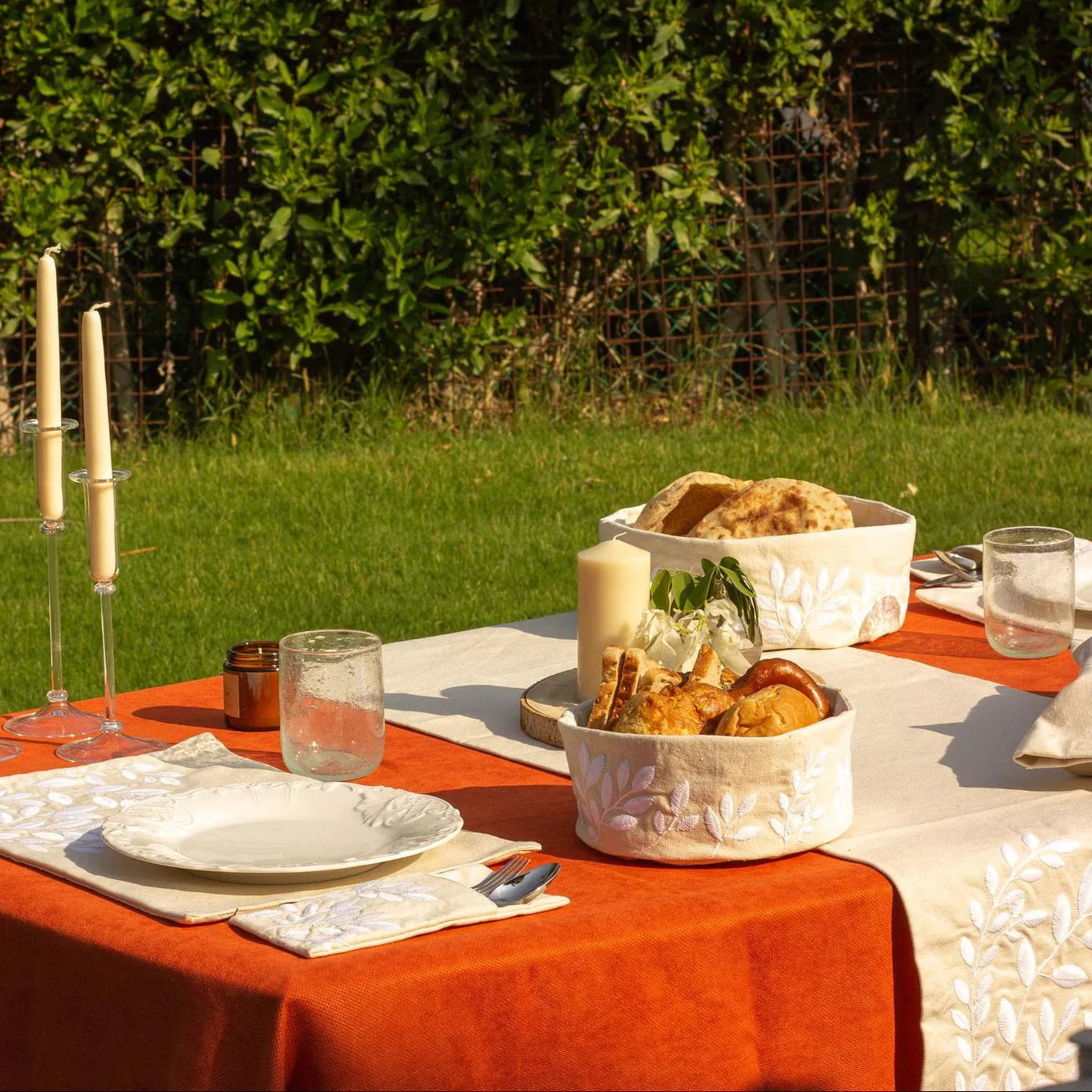 Summer Leaves Table Runner - Ticas 8