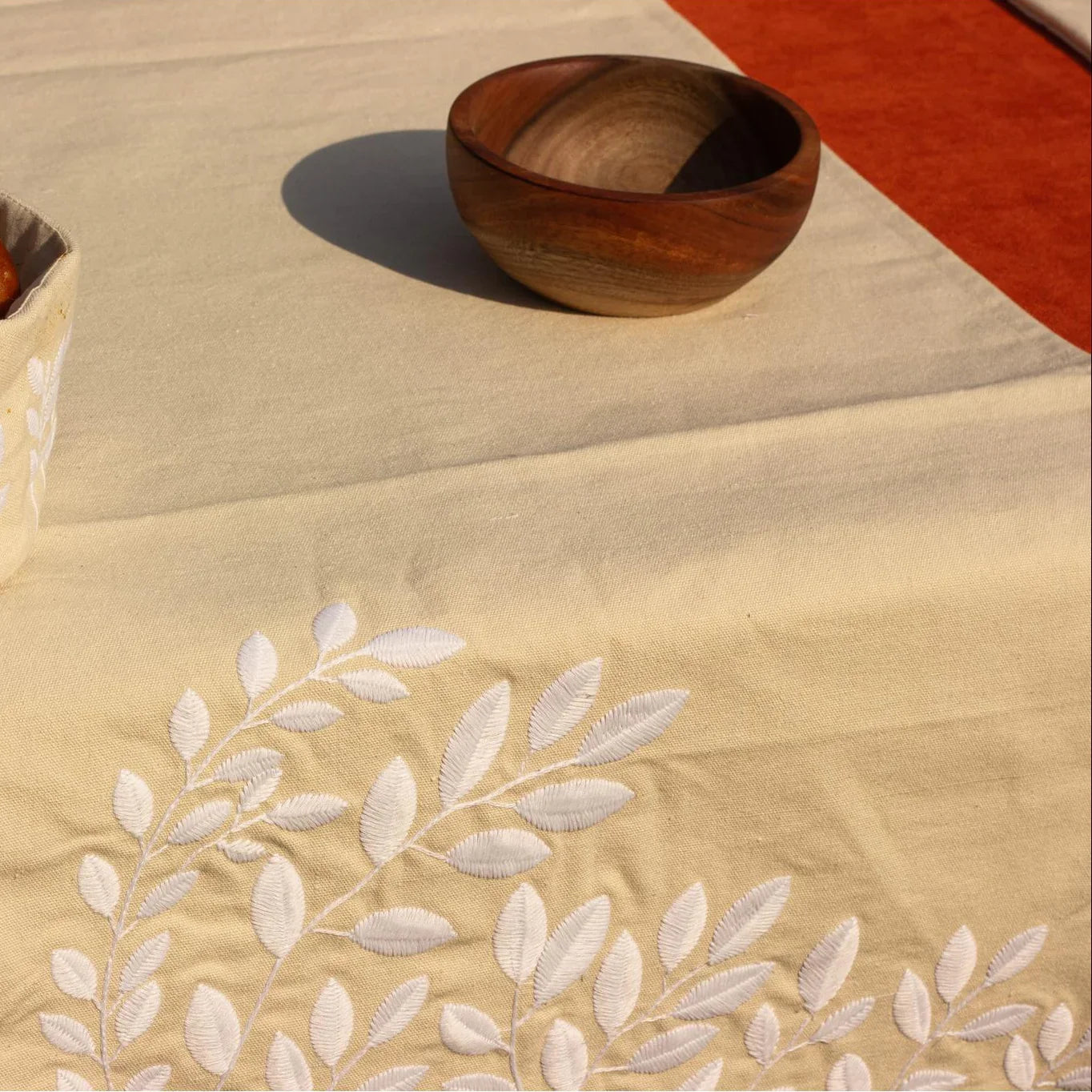 Summer Leaves Table Runner - Ticas 9