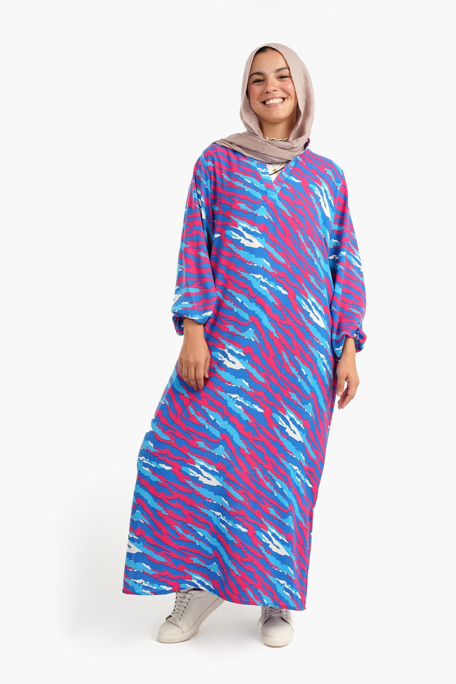 Clue - Long Dress in Long Puffy Sleeves 1