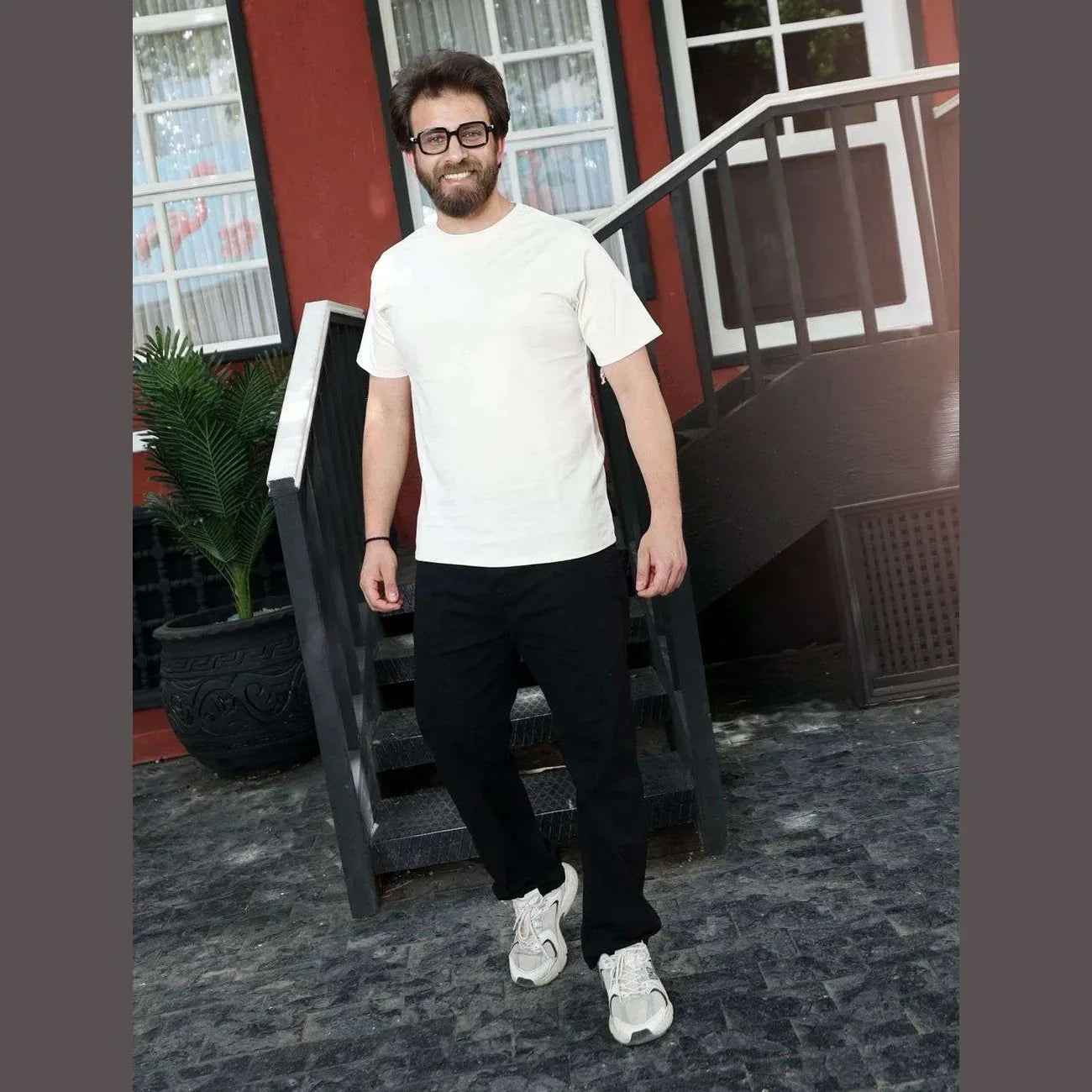 Basic T-Shirt - Elite Era
