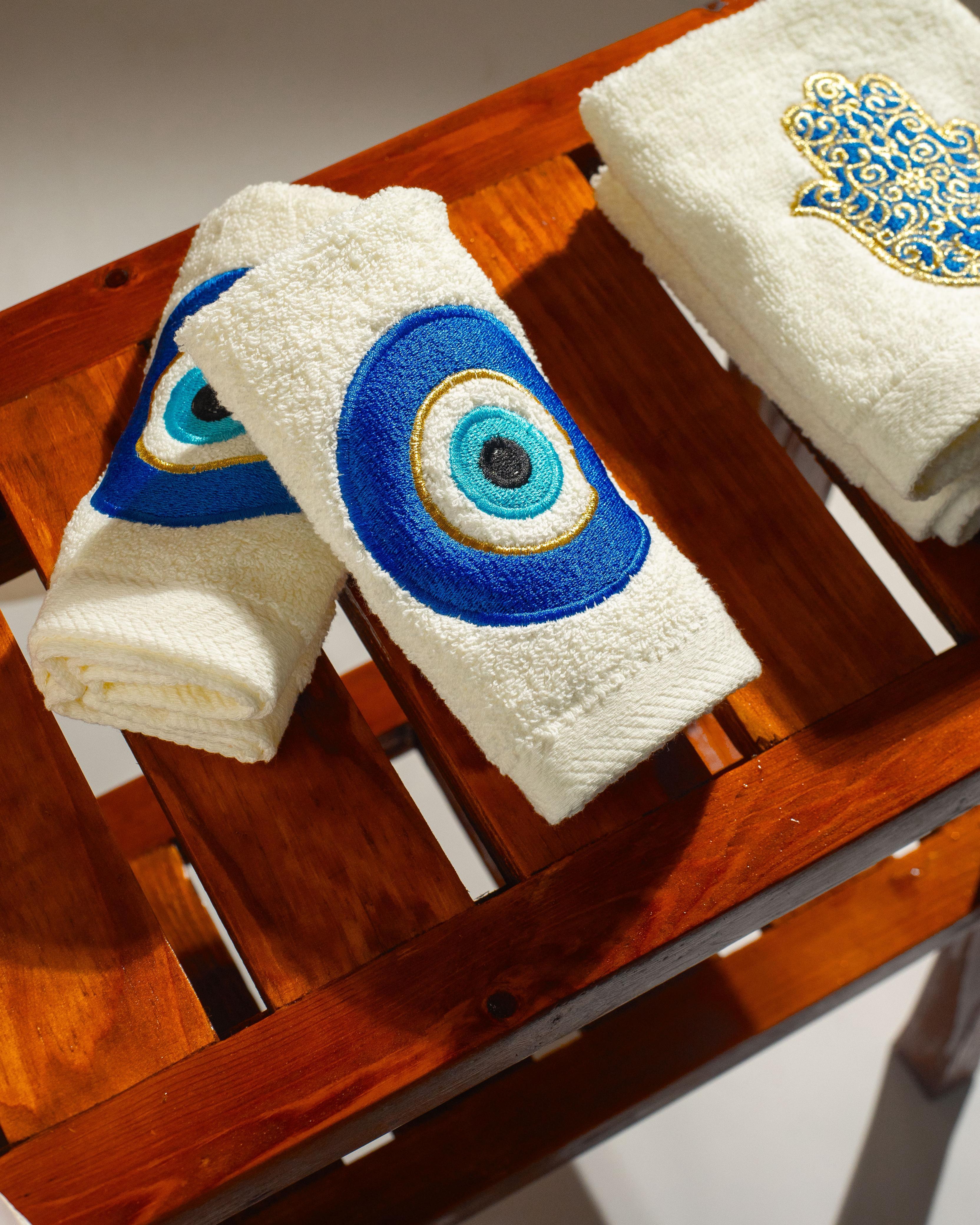 Rechote - Blue evil eye guest towels 1