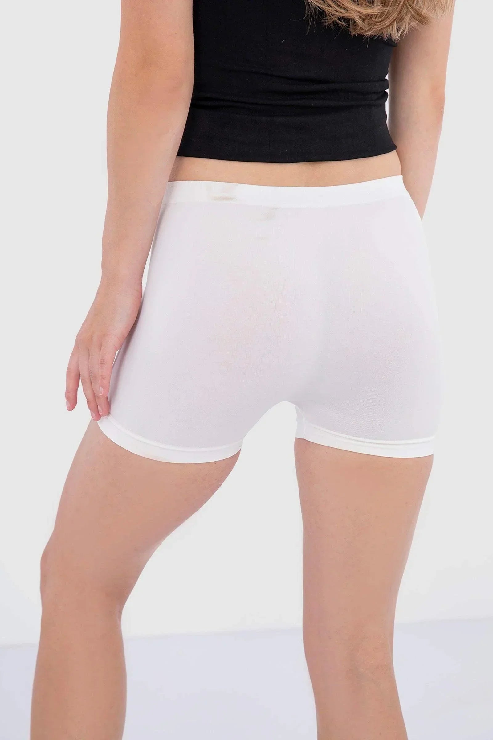 Carina - Basic Microfiber Hot Short 6