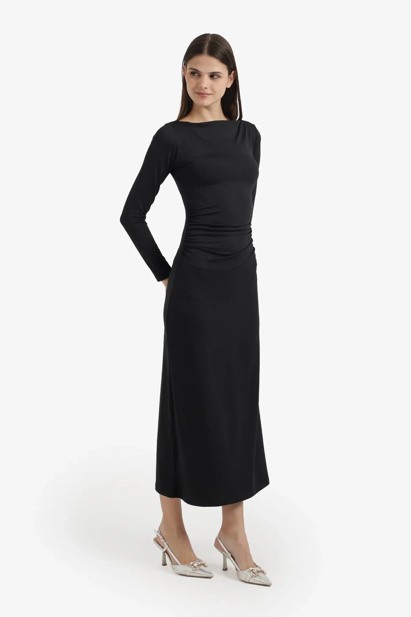 Boat Neck Slim Dress - Clue - Babazzaro