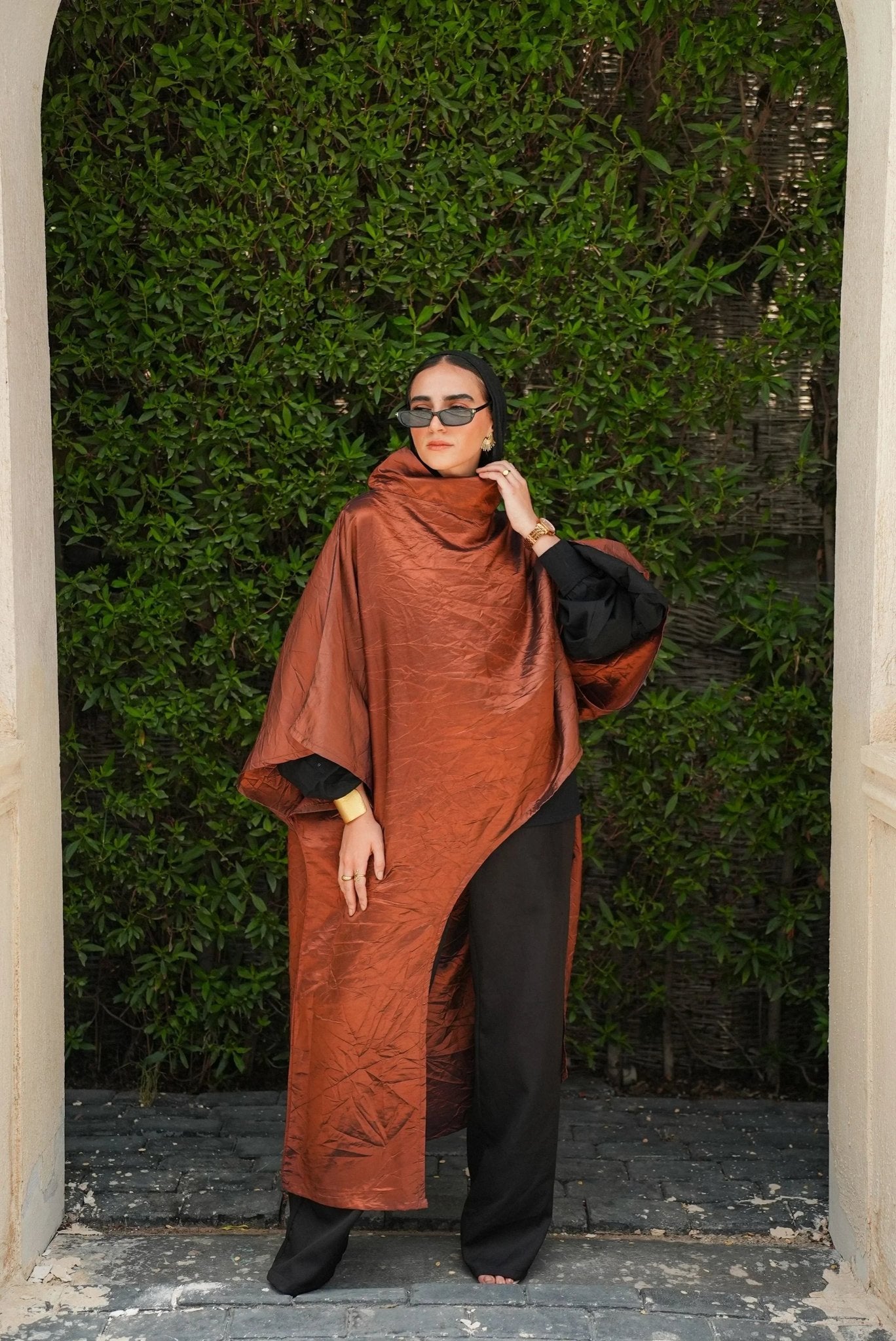 bronze top - Dress Code - Babazzaro