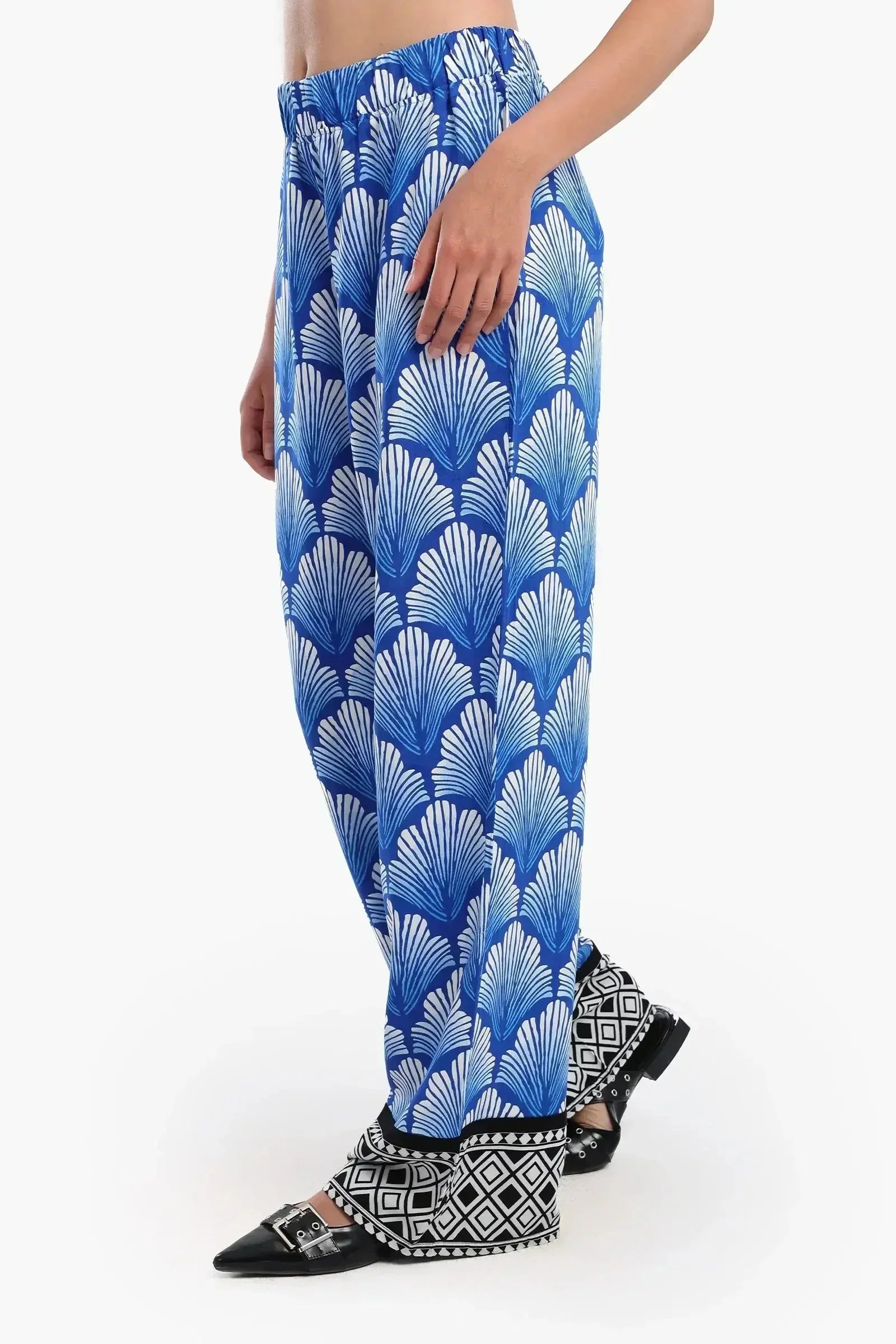 Carina - Shell Printed Pants 6