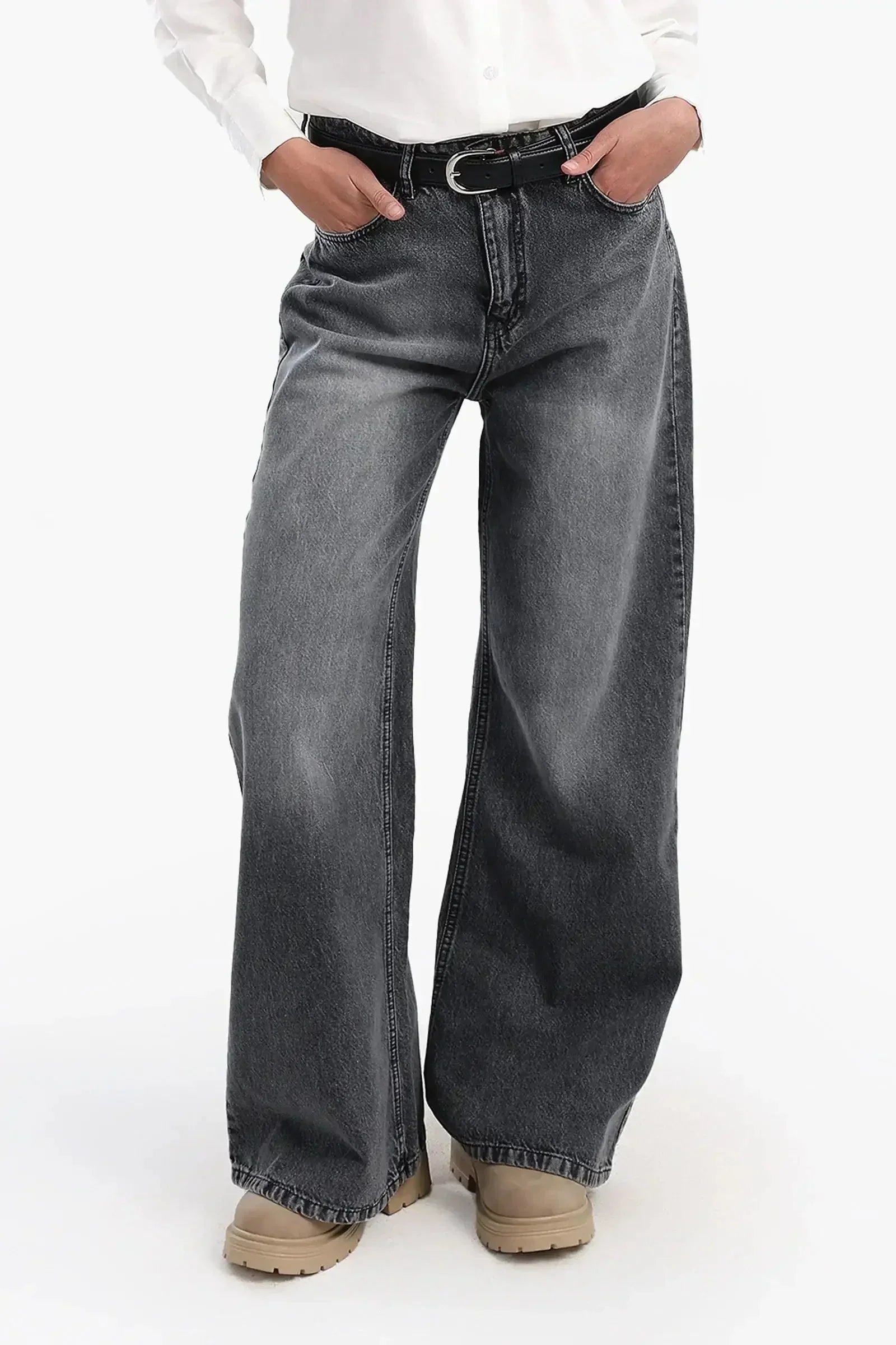 Carina - Denim Pants with Button Closure 3