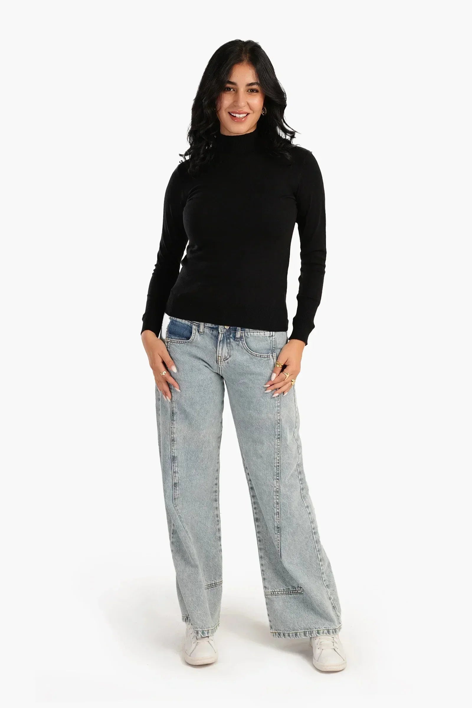 Carina - Pullover with Buttoned Shoulder 8