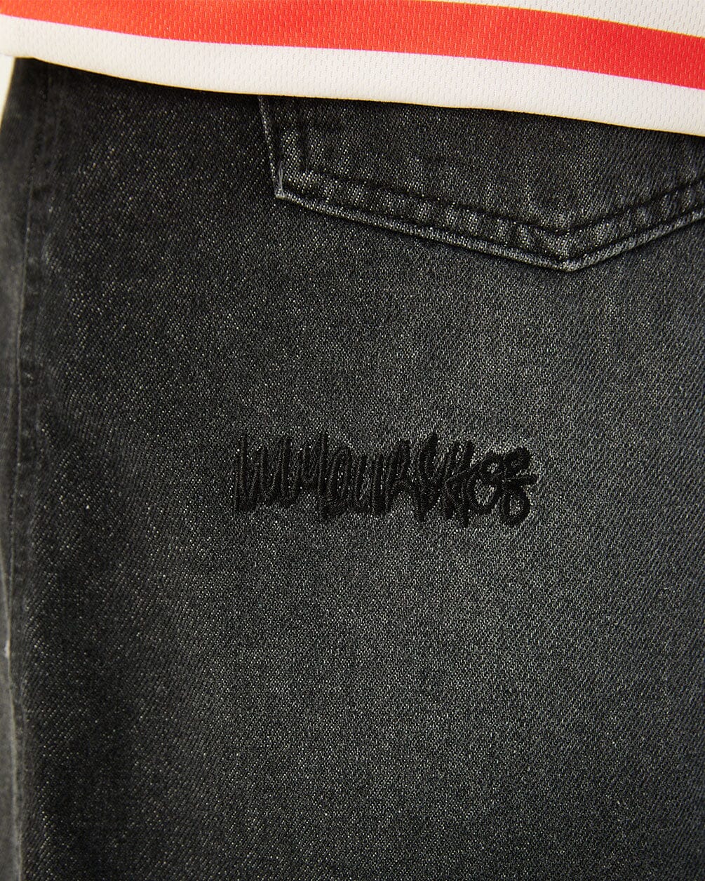 In your shoe - Grey Washed Jorts 5