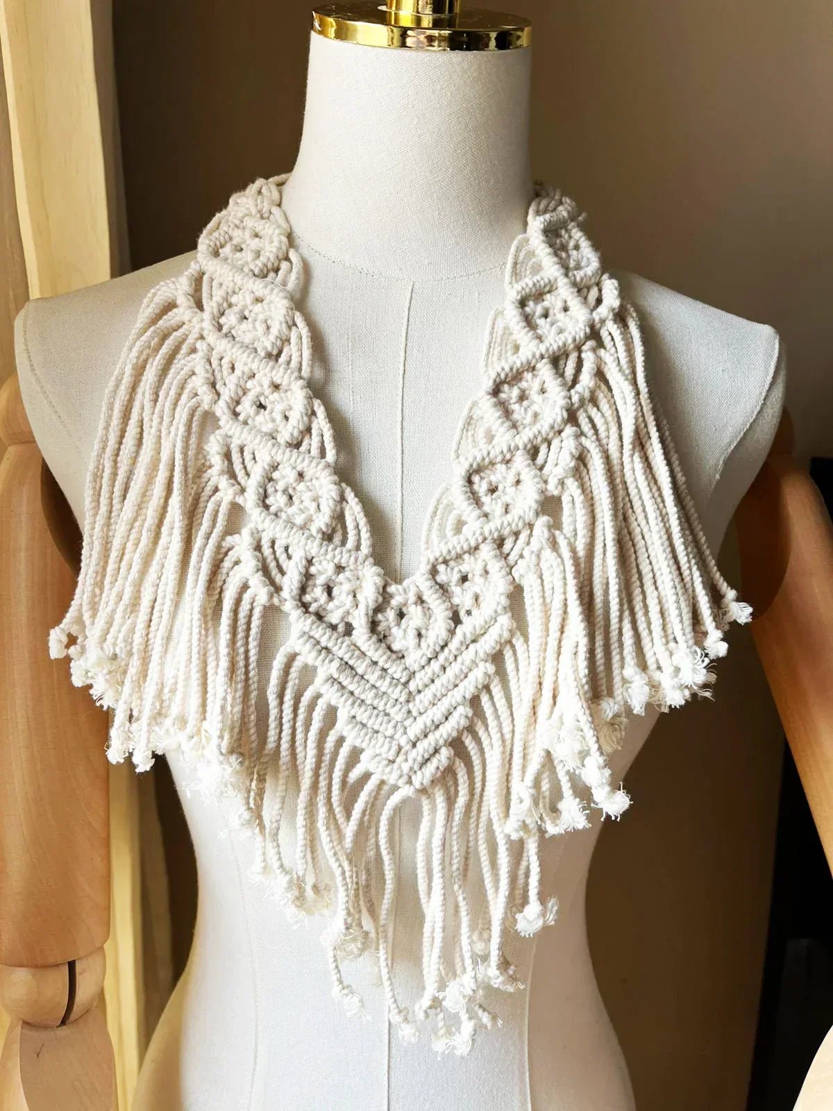 Macrame Neclace - White Fashion - Babazzaro