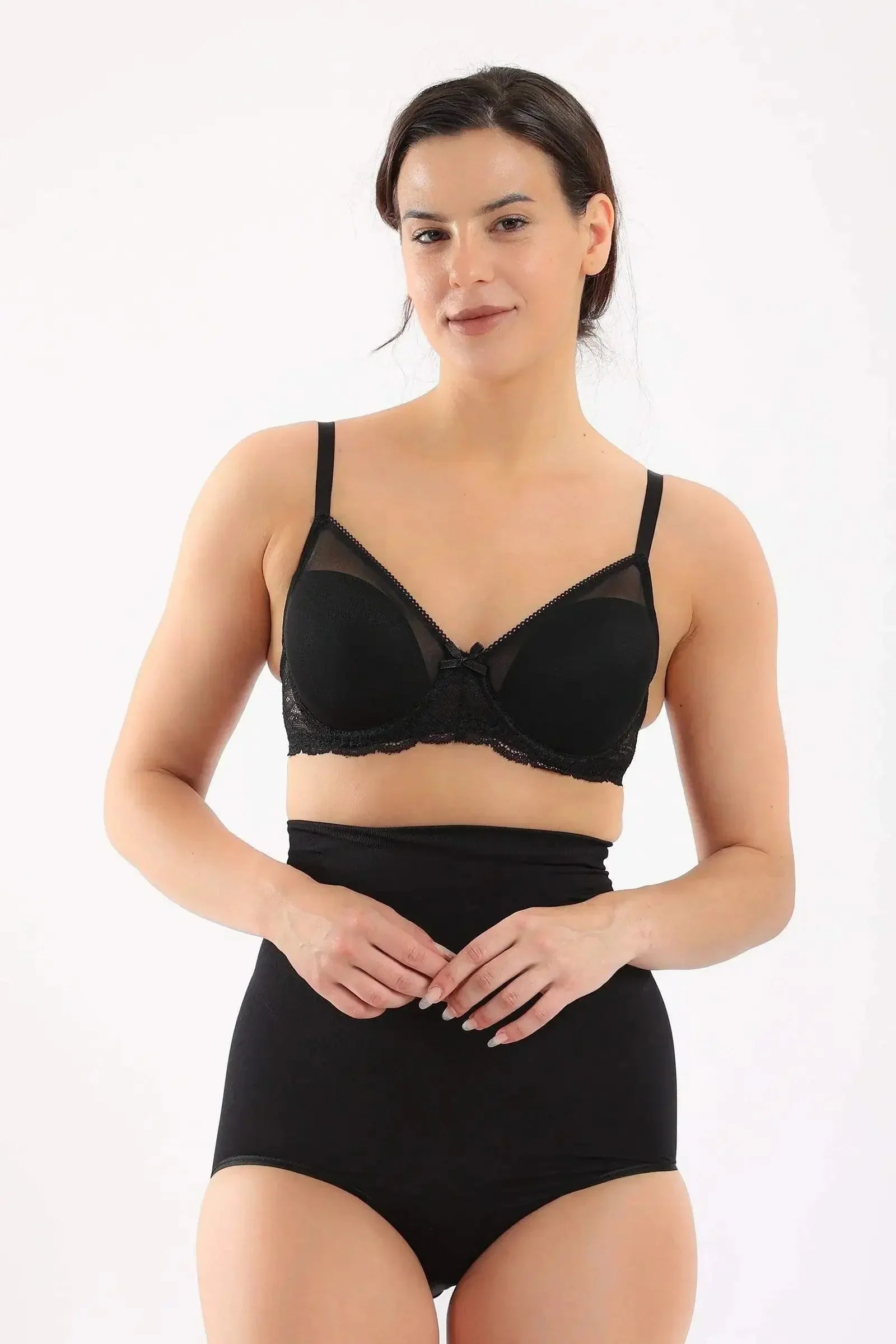 Carina - Minimizer Bra with Lace 1