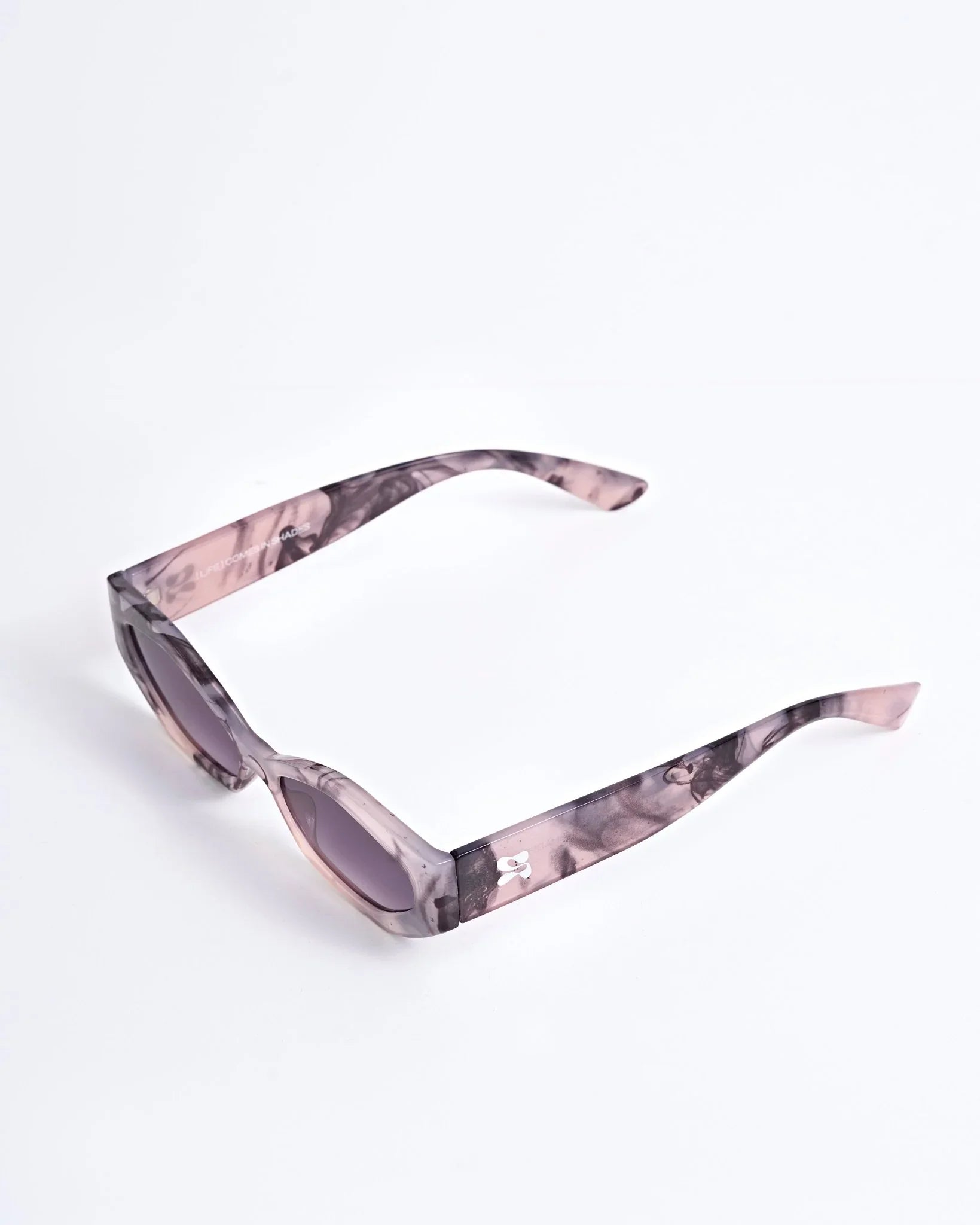 Movement - Comes In Shades - Babazzaro