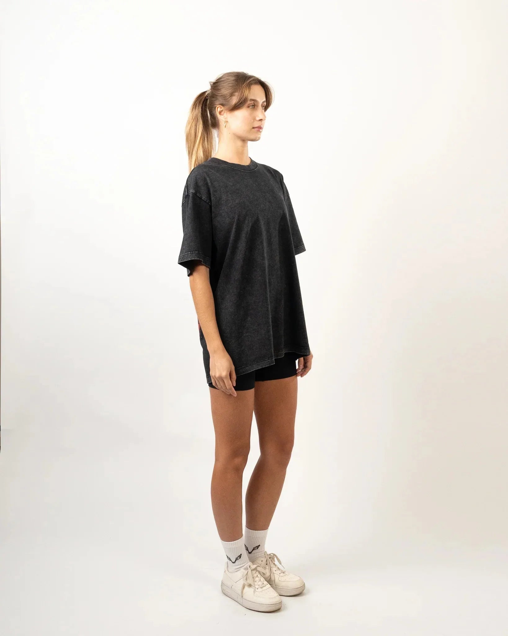 Neon Wolf Design Oversized T-Shirt Women - Bfeerce - Babazzaro