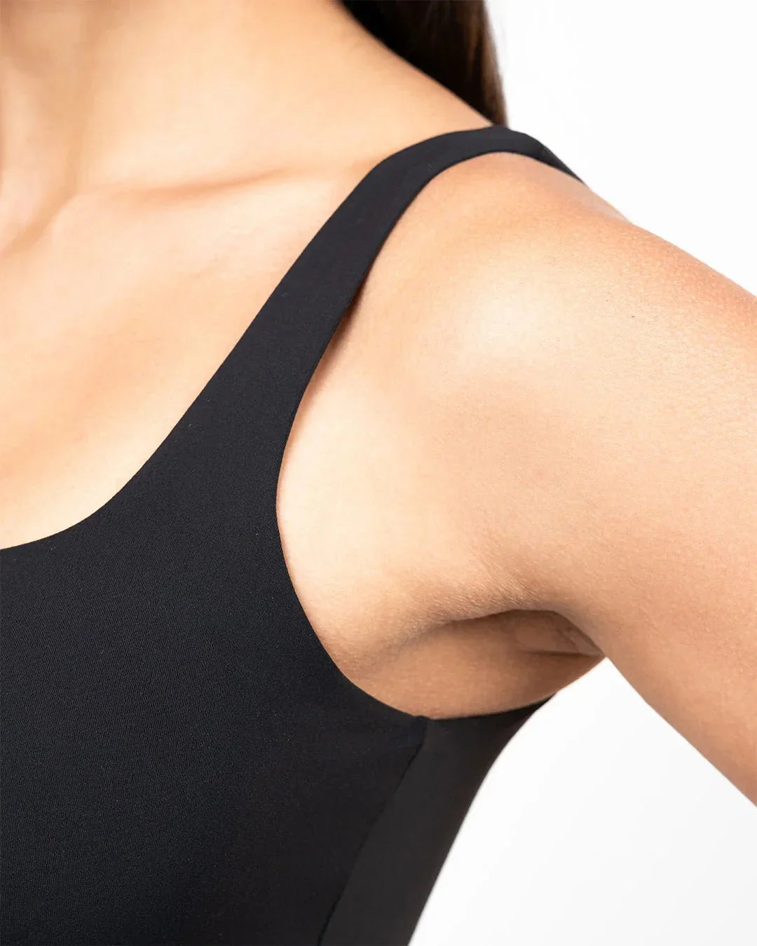 Sculpt Tank – Built - In Bra Black - Bfeerce - Babazzaro