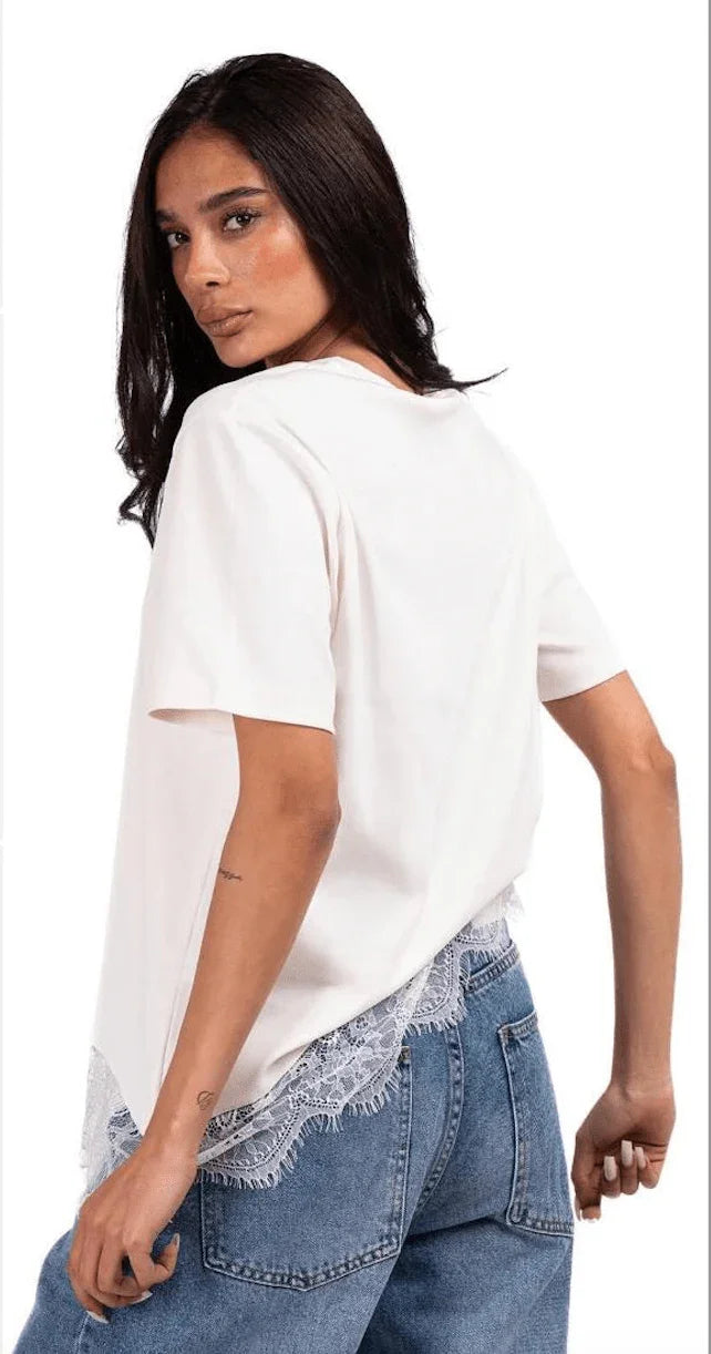 Short Slevee T-Shirt with Lace - Mimme Boutiqe - Babazzaro