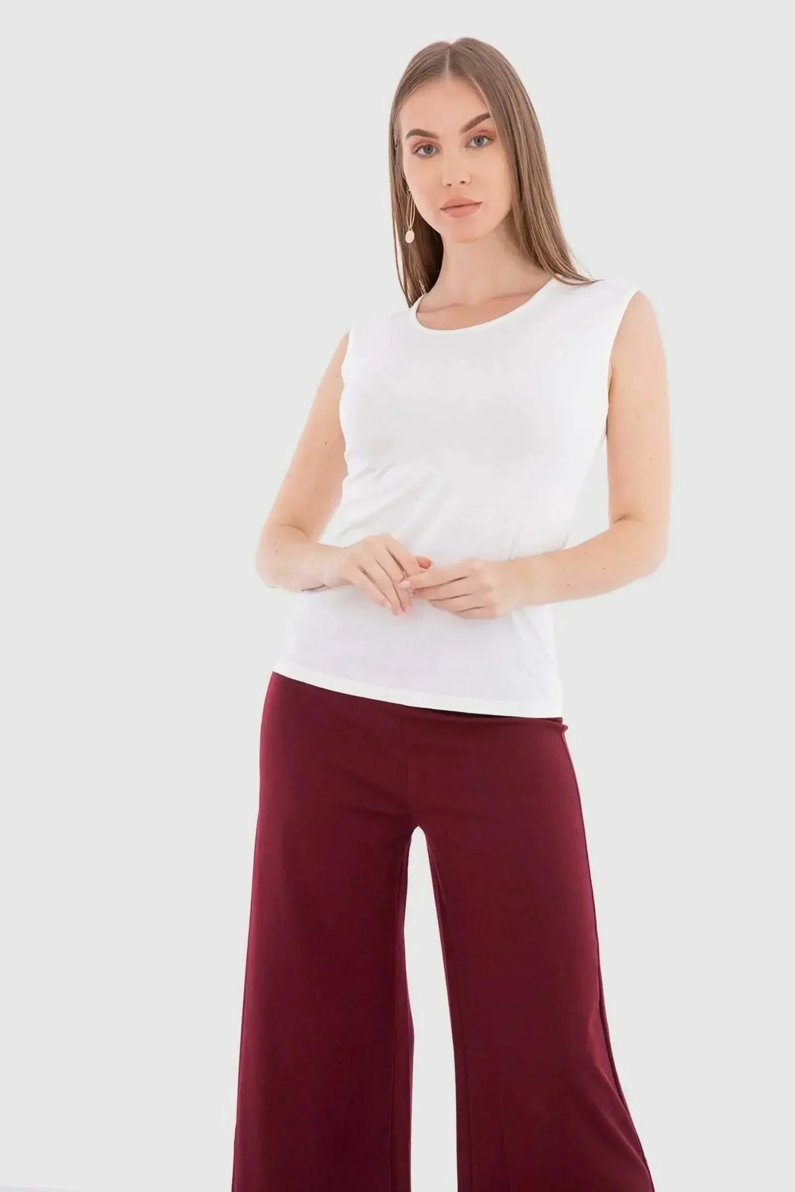 Carina - Sleeveless Crew Neck Top 10