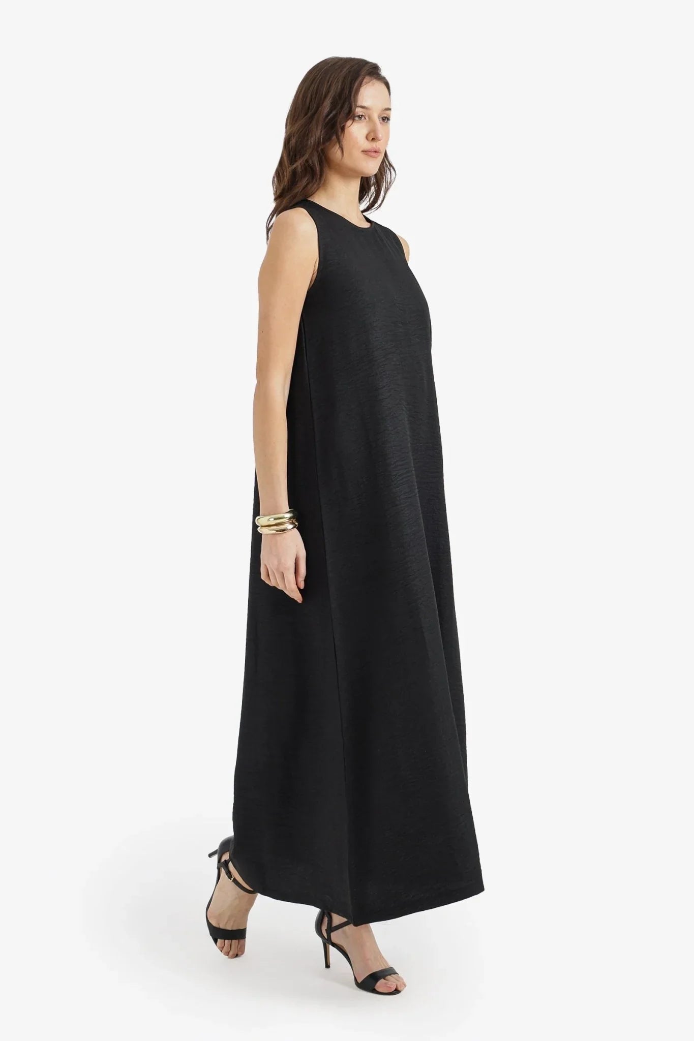 Sleeveless Maxi Dress - Clue - Babazzaro