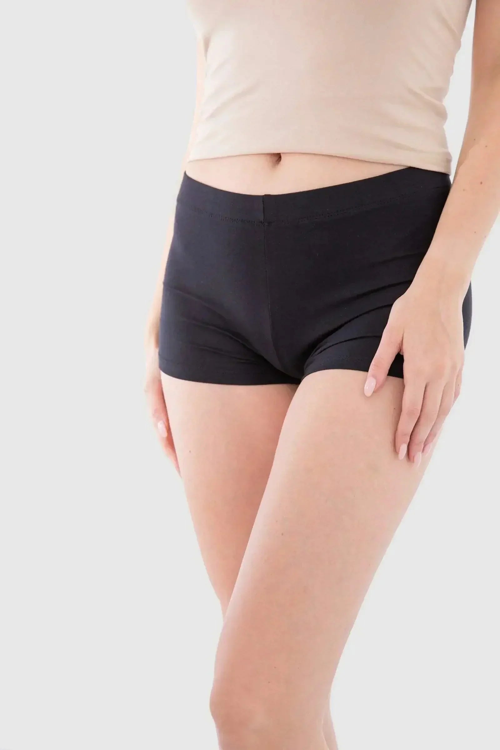 Carina - Slim Fit Cotton Hot Short 2