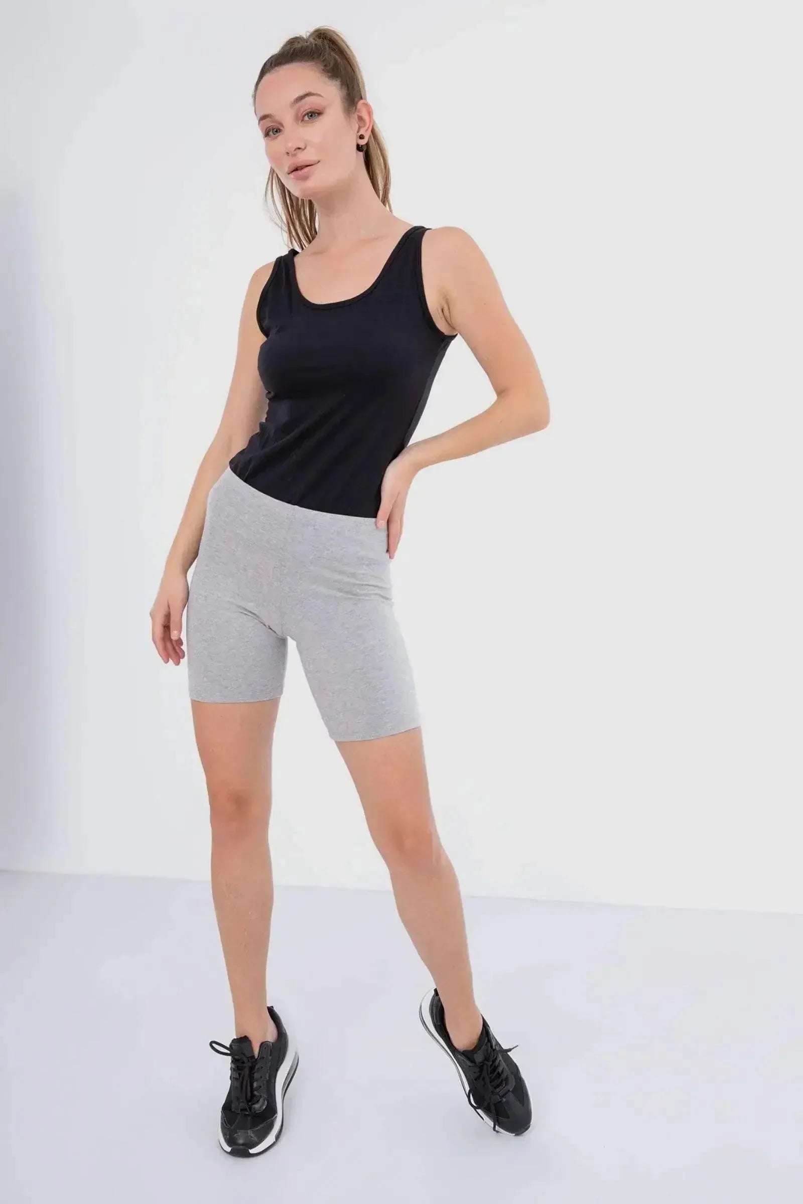 Carina - Slim Fit Cotton Leggings Short 10