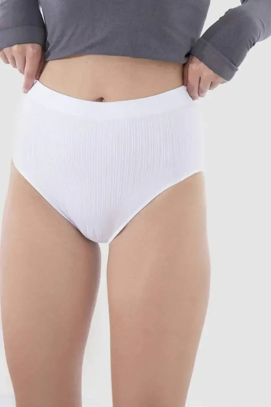 Carina - Soft Touch Plain Panty 17