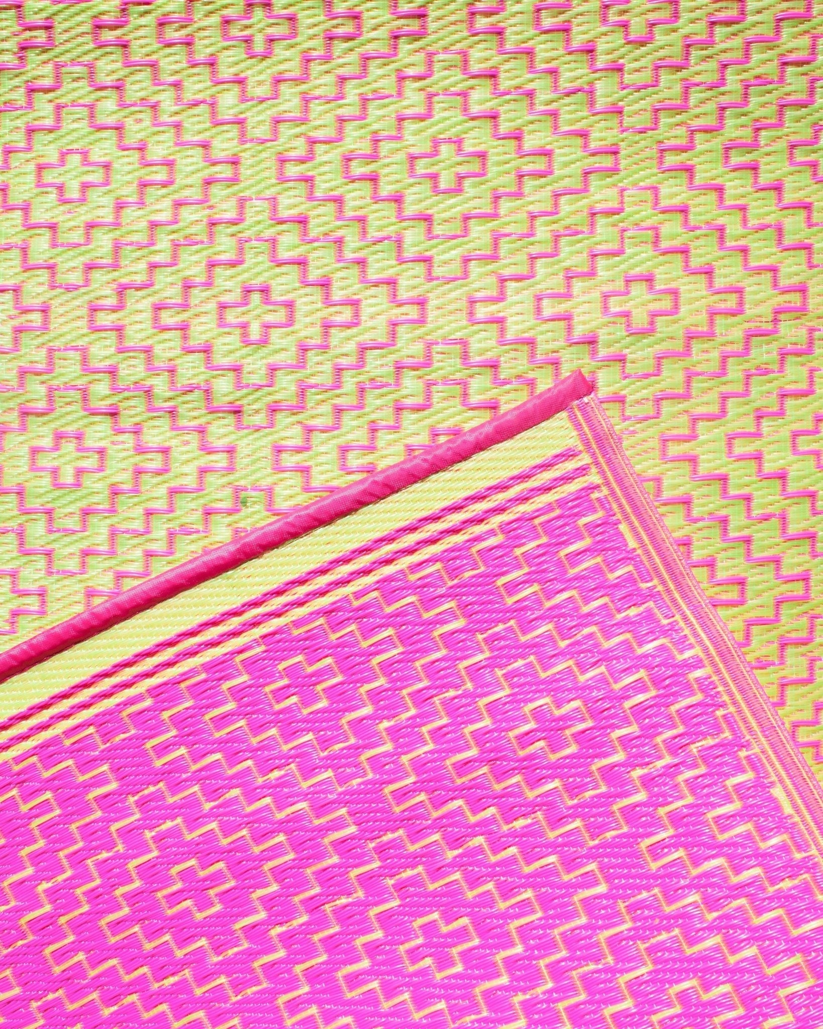 STRAWBERRY FRO - YO 01 MAGIC CARPET - The Cult Shop - Babazzaro