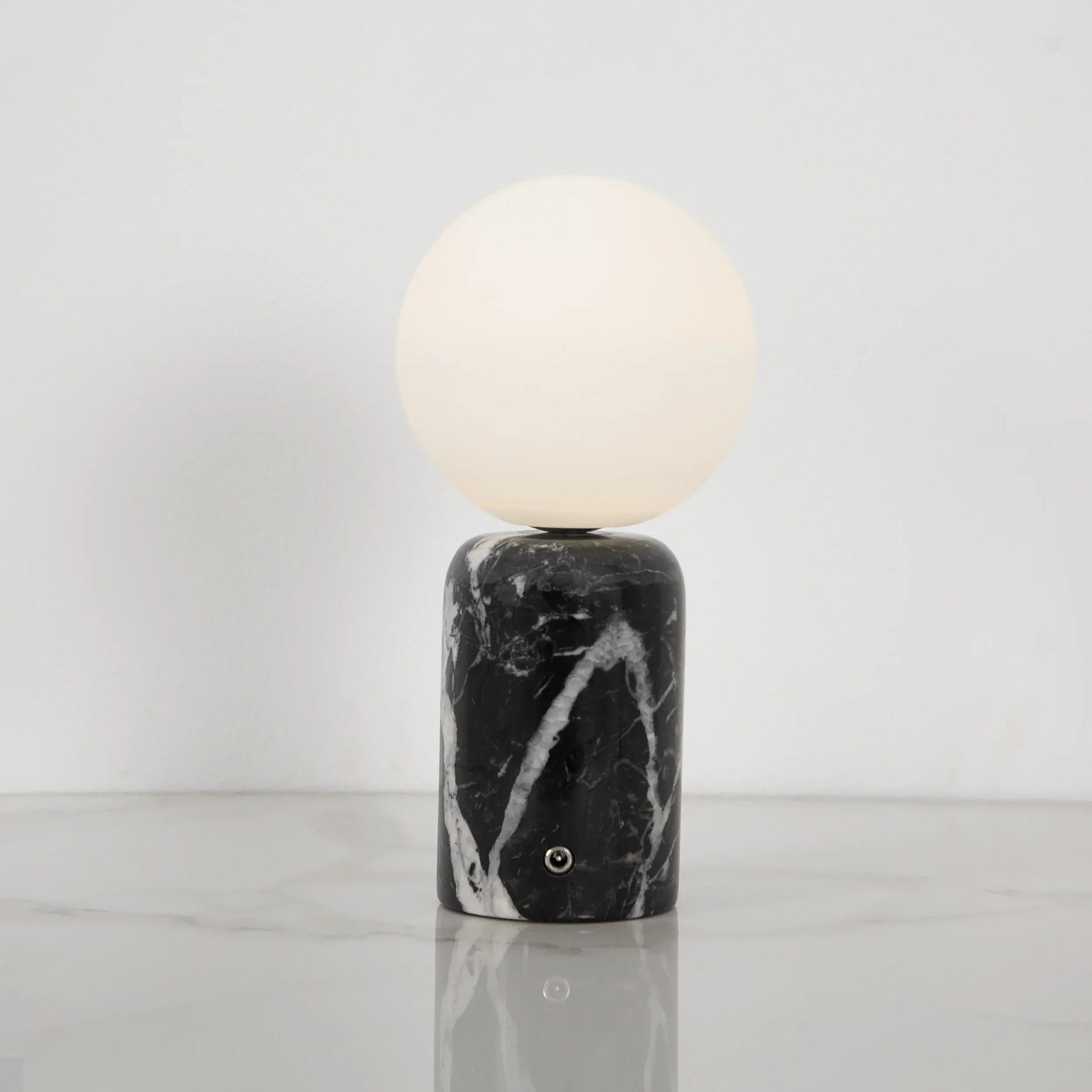 The Nuuk Table Lamp | Nero Marquina | Cordless - Rechargable - EgyVolt - Babazzaro