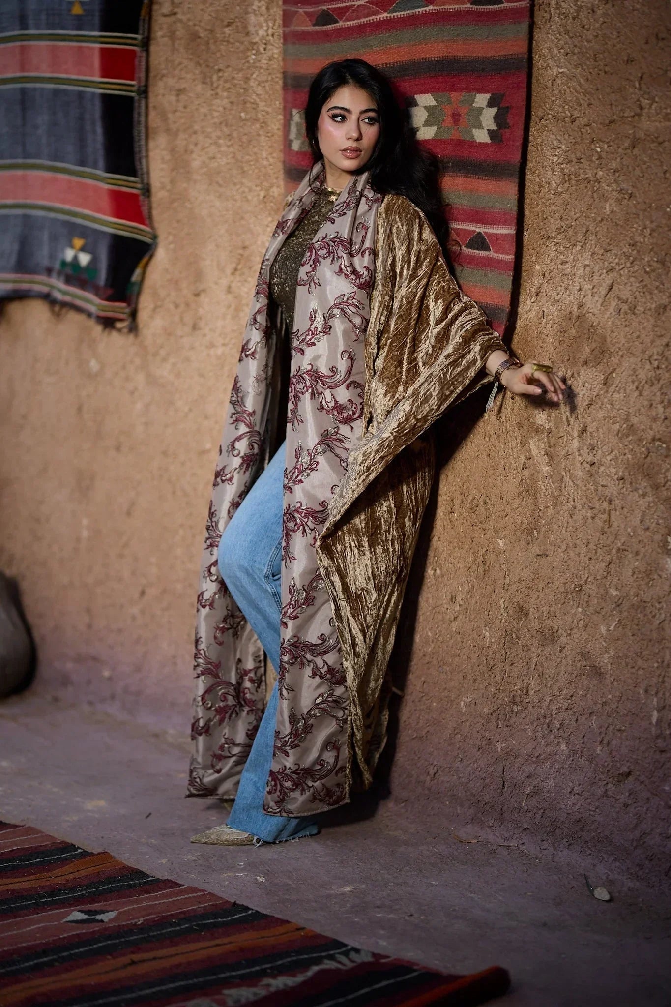 Velvet beige cardigan - Dress Code - Babazzaro