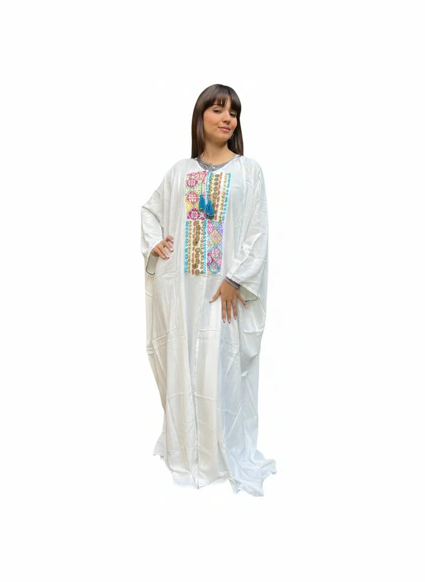 White Kaftan Embellished with Stones - Urbantique - Babazzaro