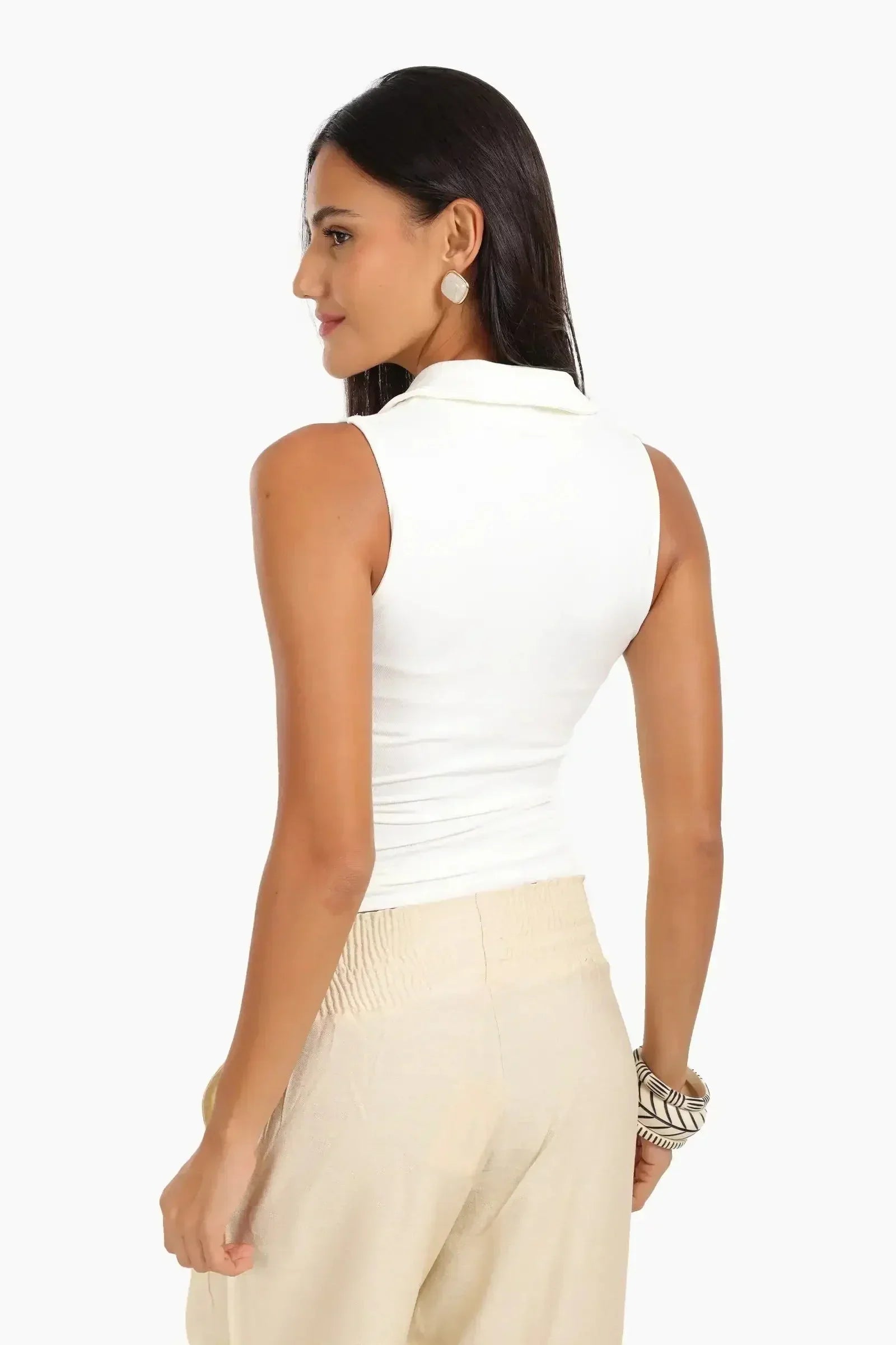 Carina - Seamless Polo Collar Top 16