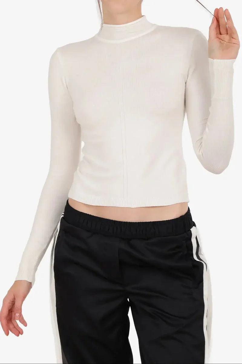 Carina - Slim Mock Neck Top 3