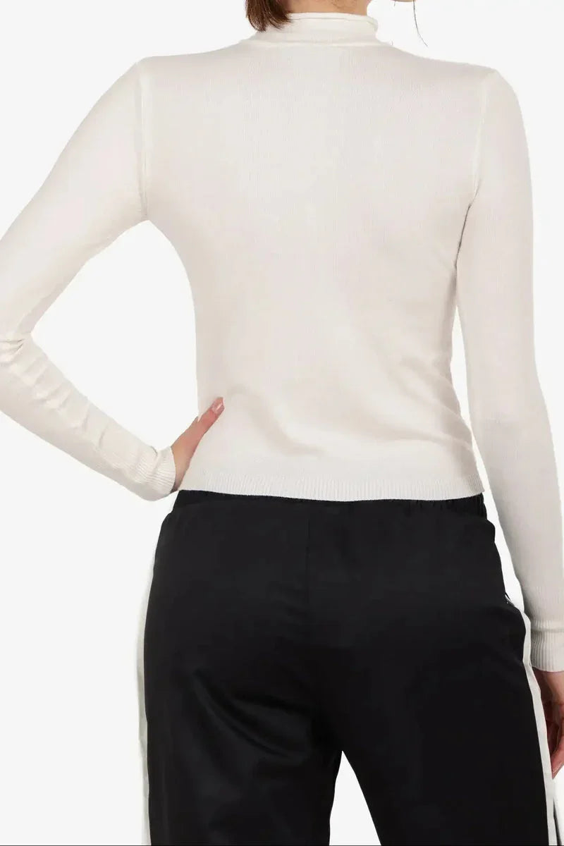 Carina - Slim Mock Neck Top 7