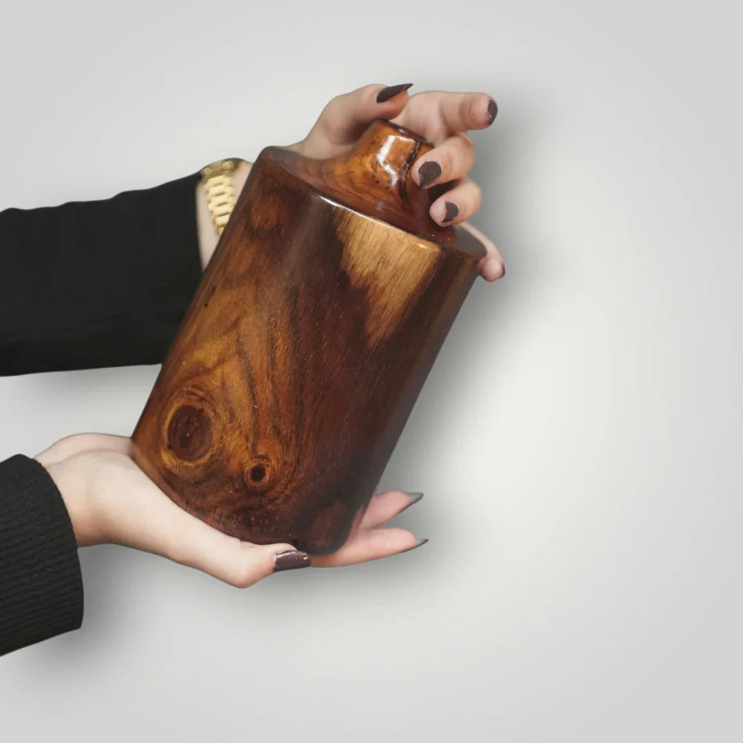 Wood of Gold - The Noble Vase 2