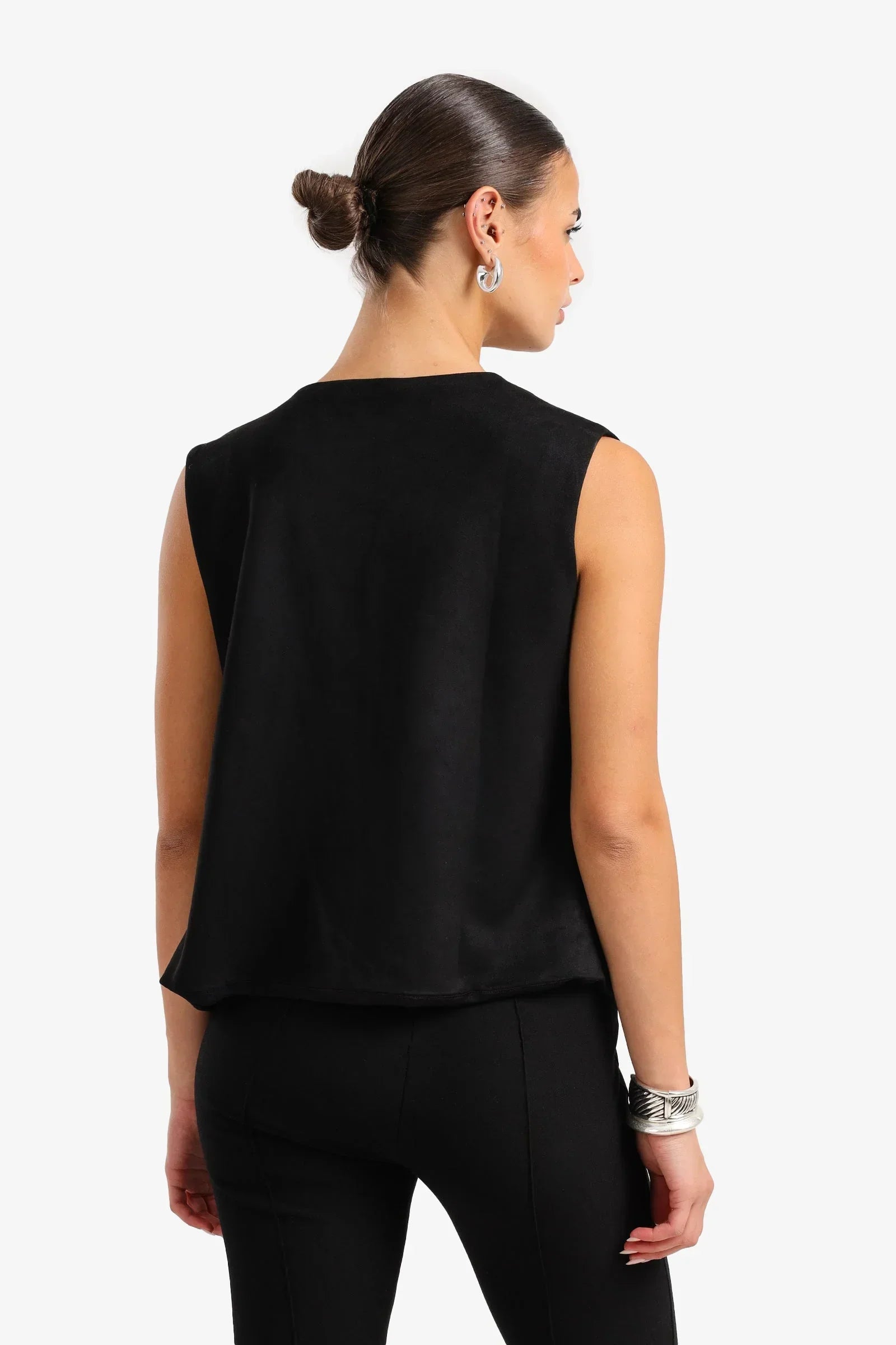 Clue - Embroidered Open Vest 1