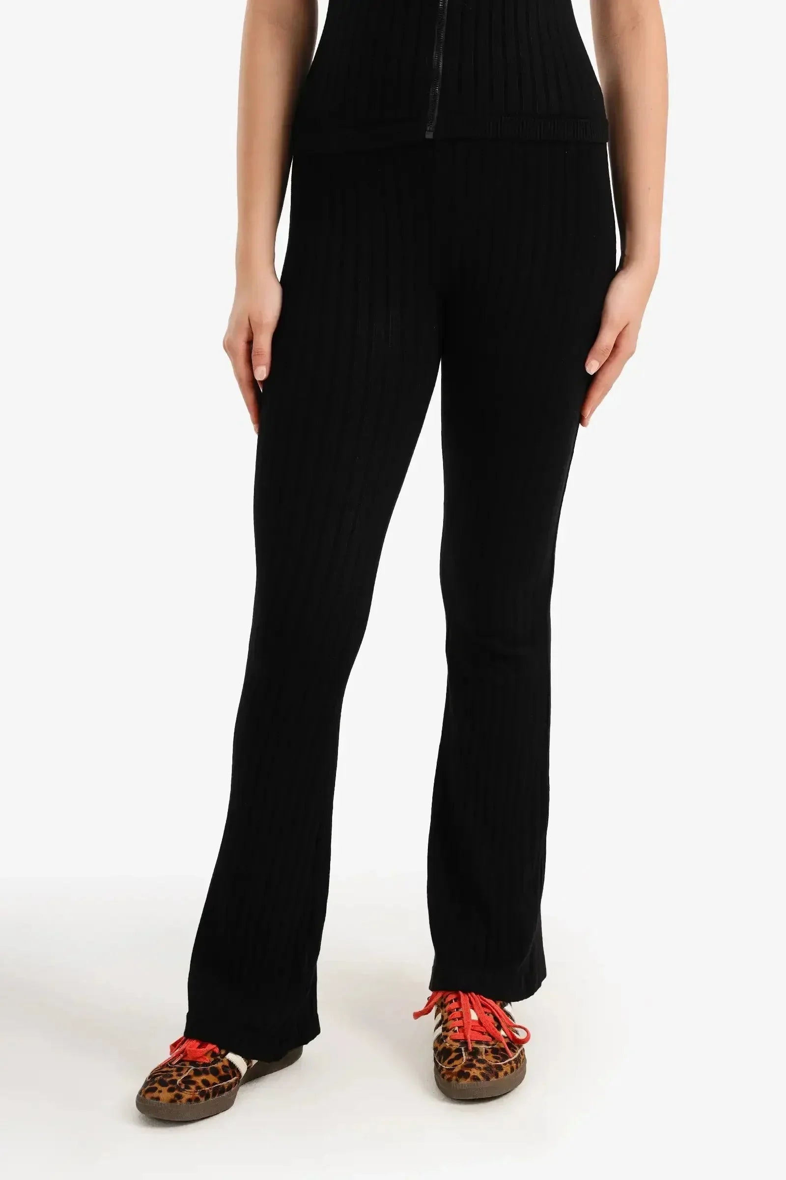 Carina - Ribbed Flare Leggings 6