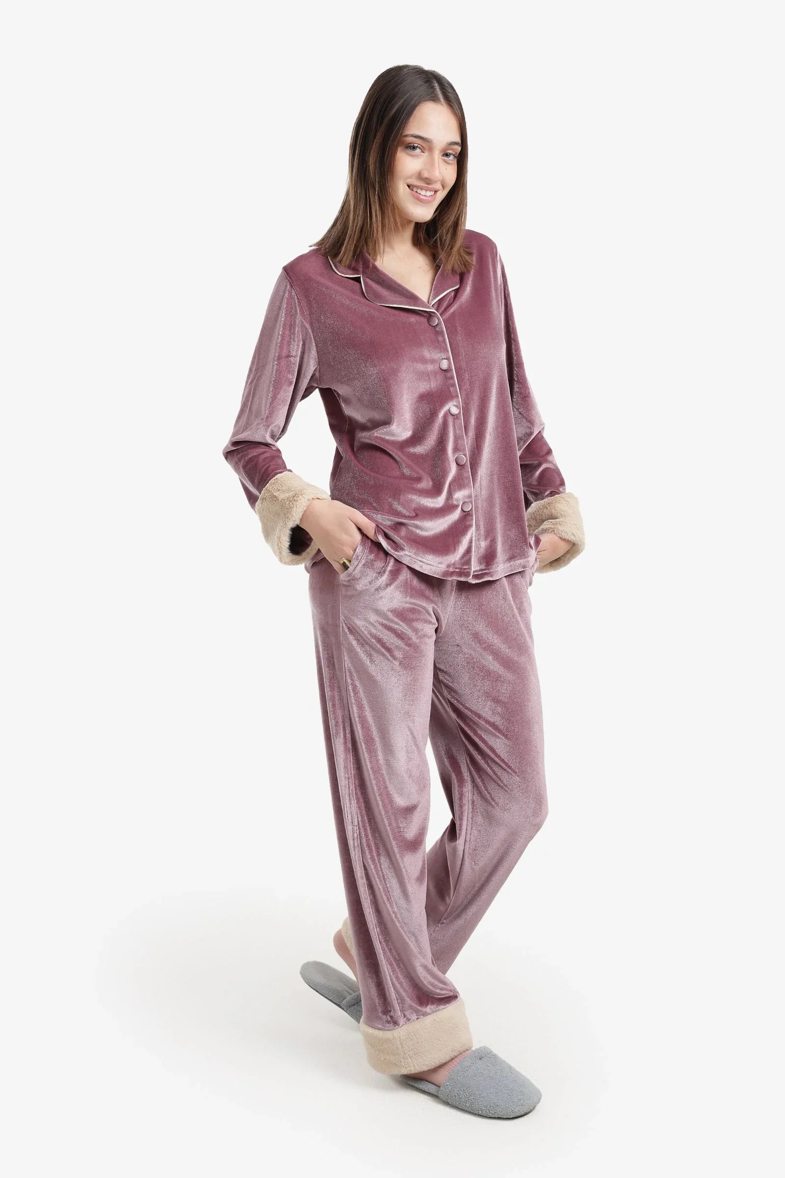 Carina - Velvet Button-Down Pyjama Set 14