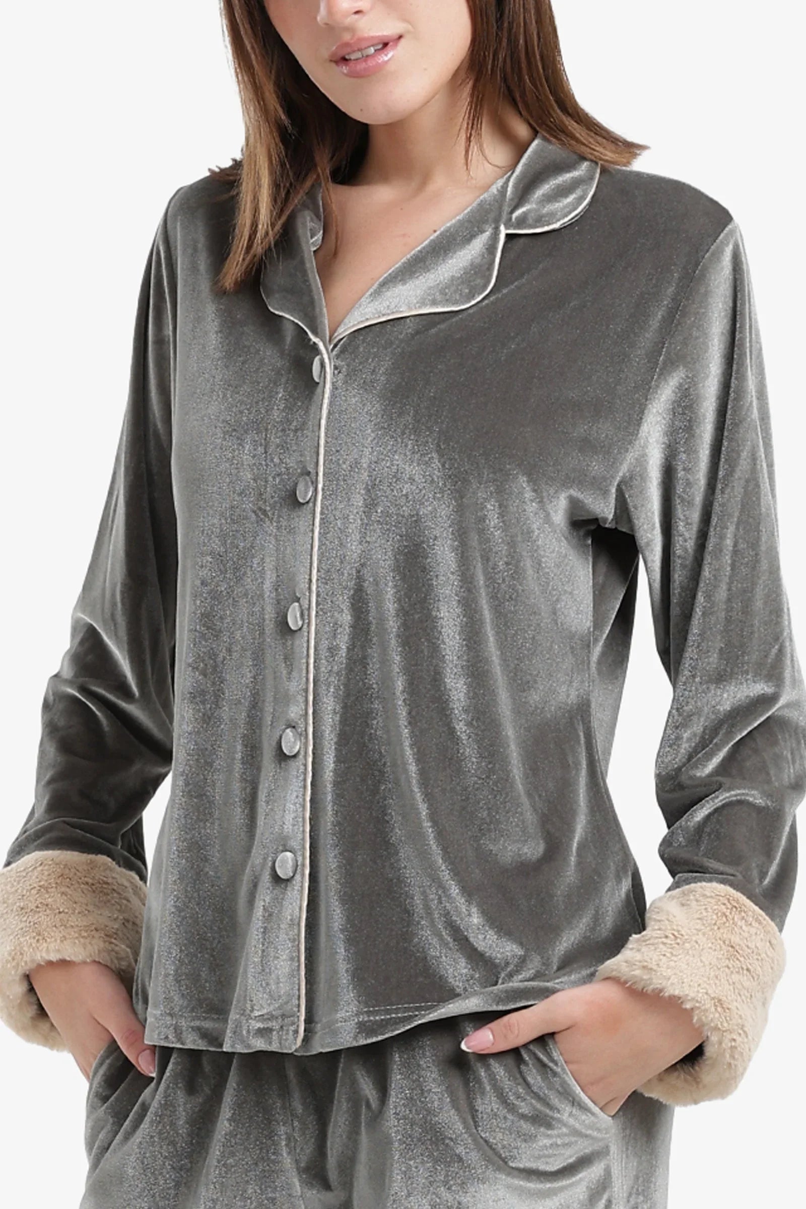 Carina - Velvet Button-Down Pyjama Set 8