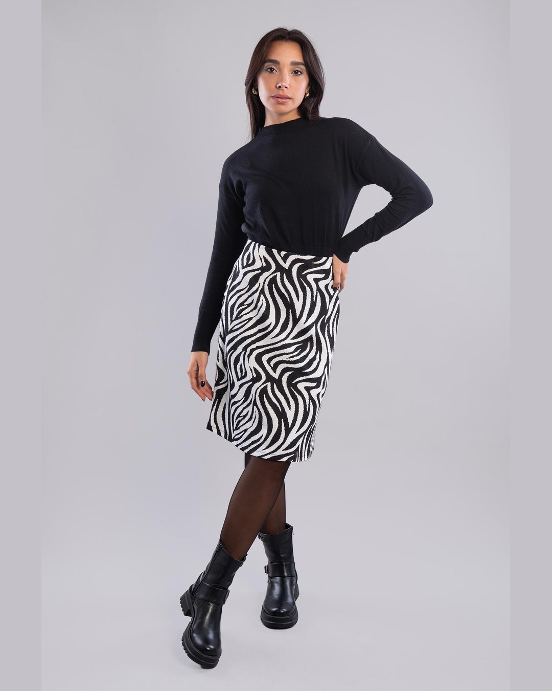 Viva - Black & White A-line Skirt 1