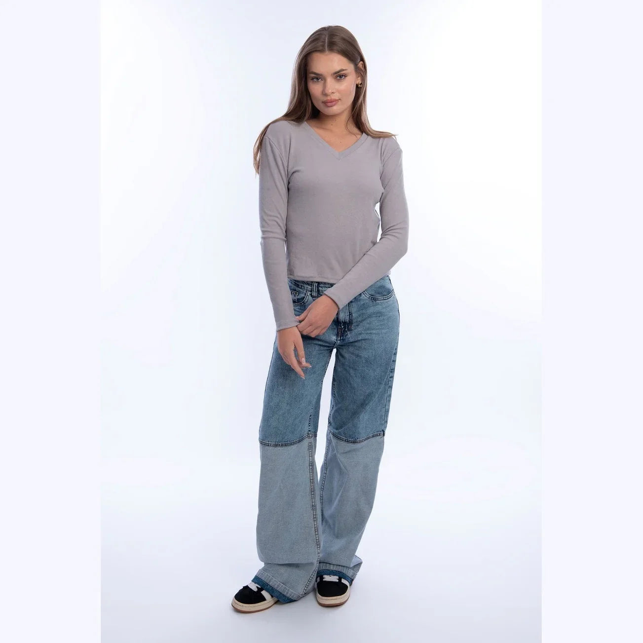 Viva - Long Sleeve V-Neck Top 9