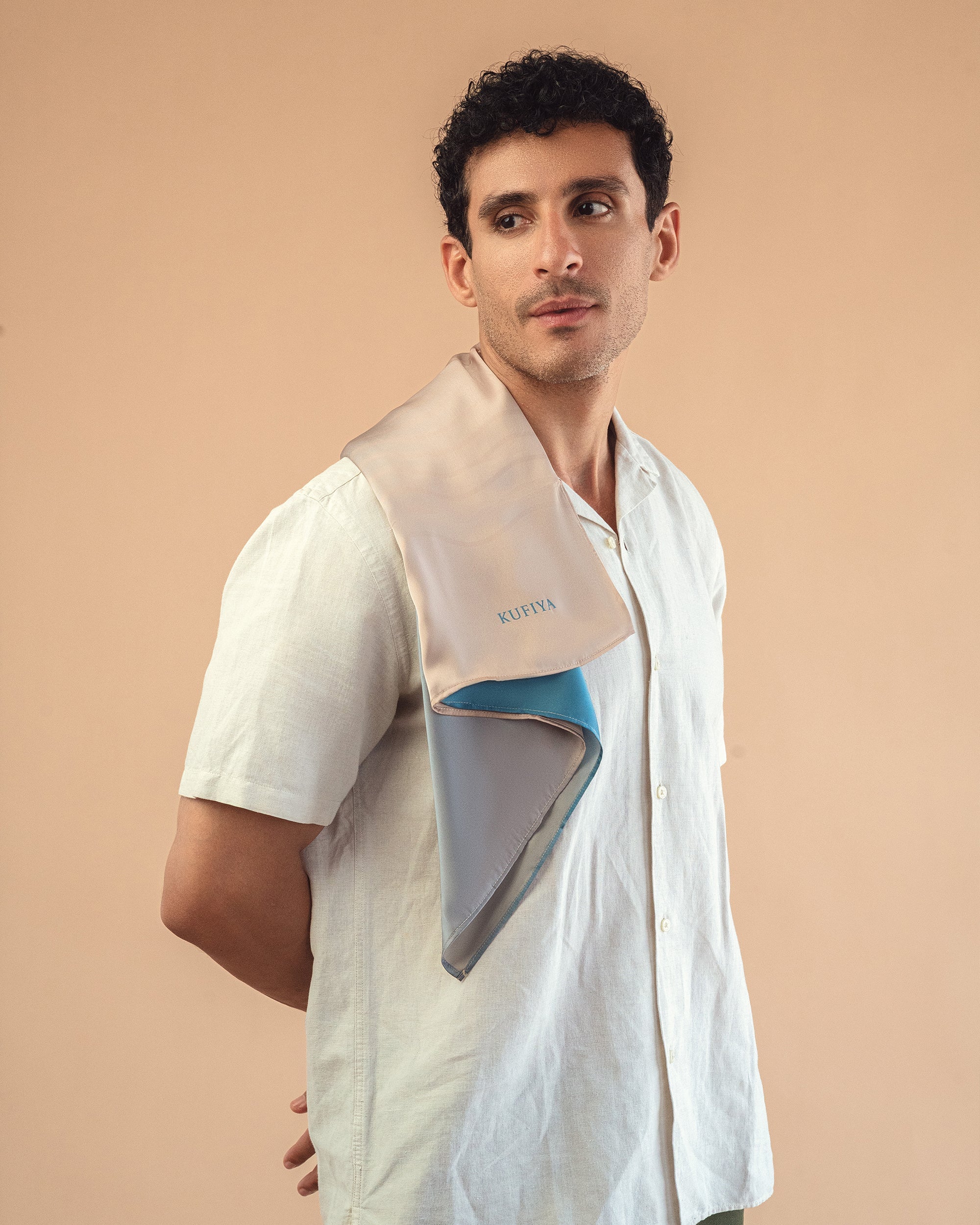 Light Between the Waves Unisex Scarf M - NAS Trends