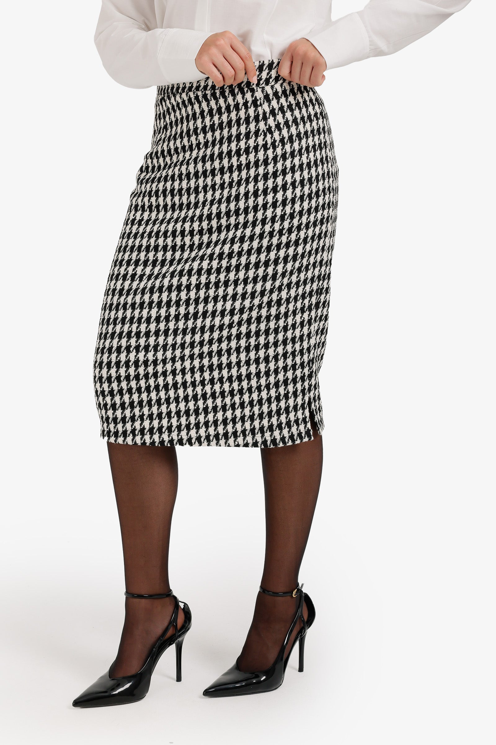 Houndstooth Pencil Skirt - Clue - Babazzaro