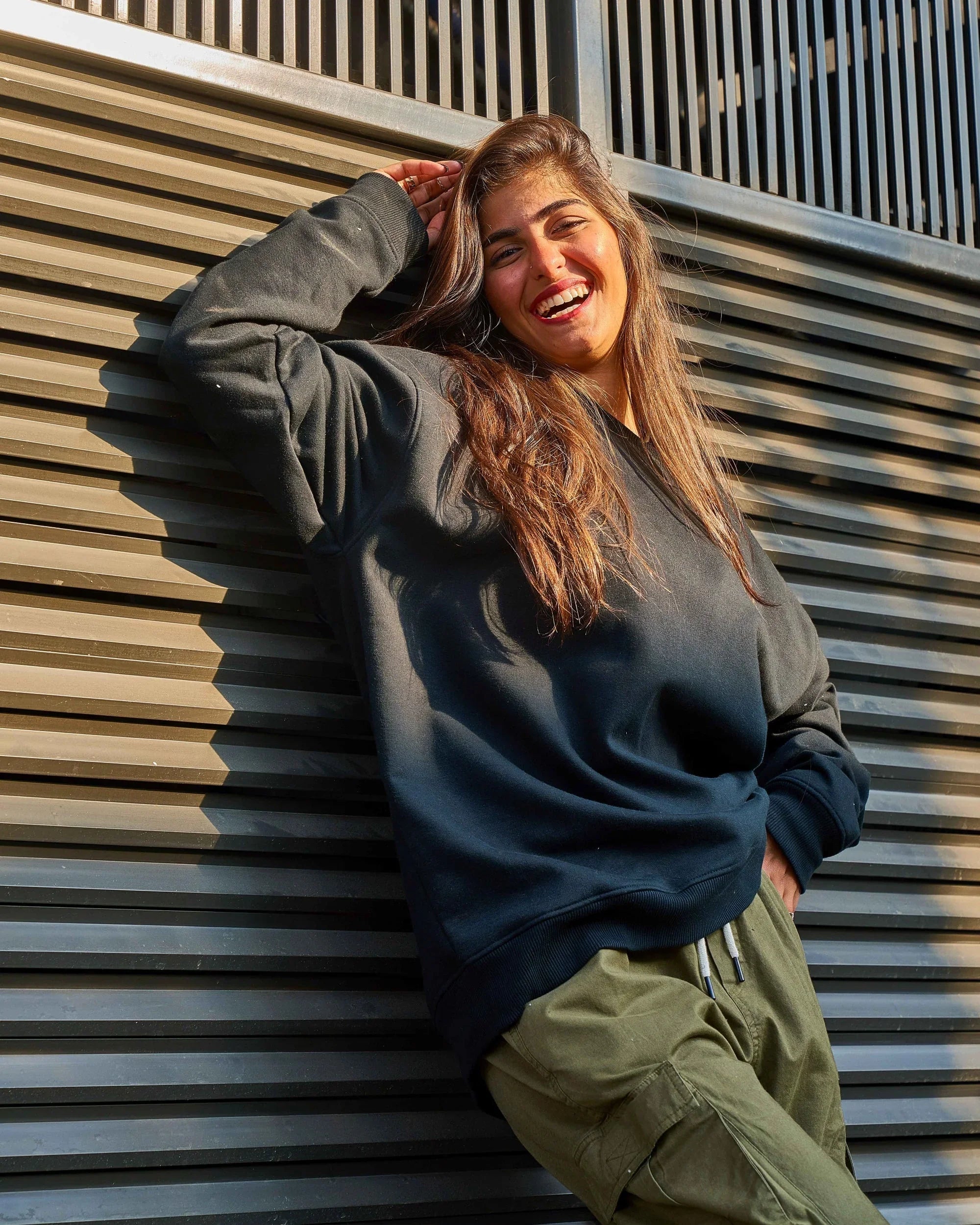 NAS Trends - Basic Unisex Oversized Crew-neck Sweatshirt-Black 1