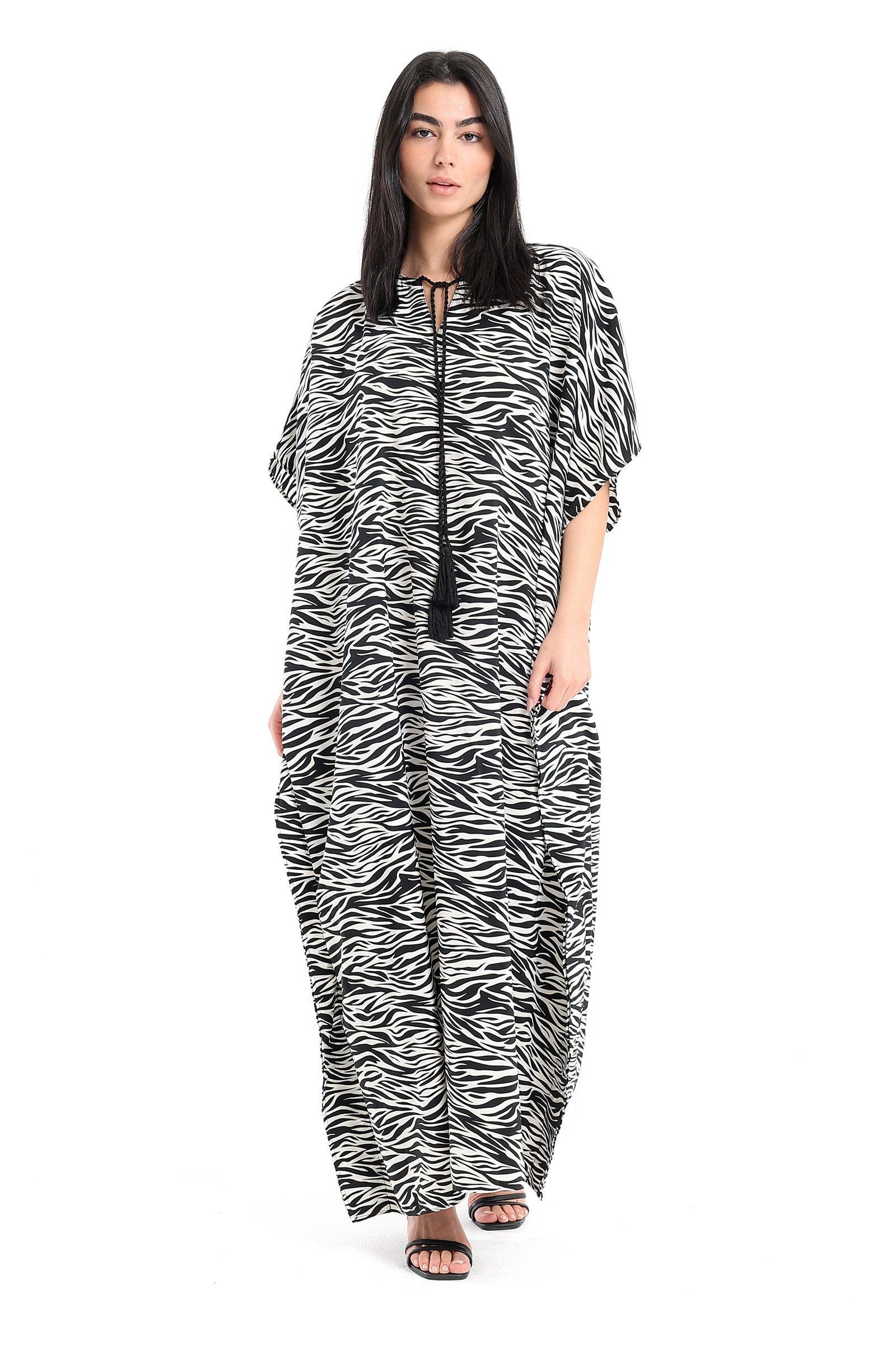 Clue - Split Crew Neckline Dress 1