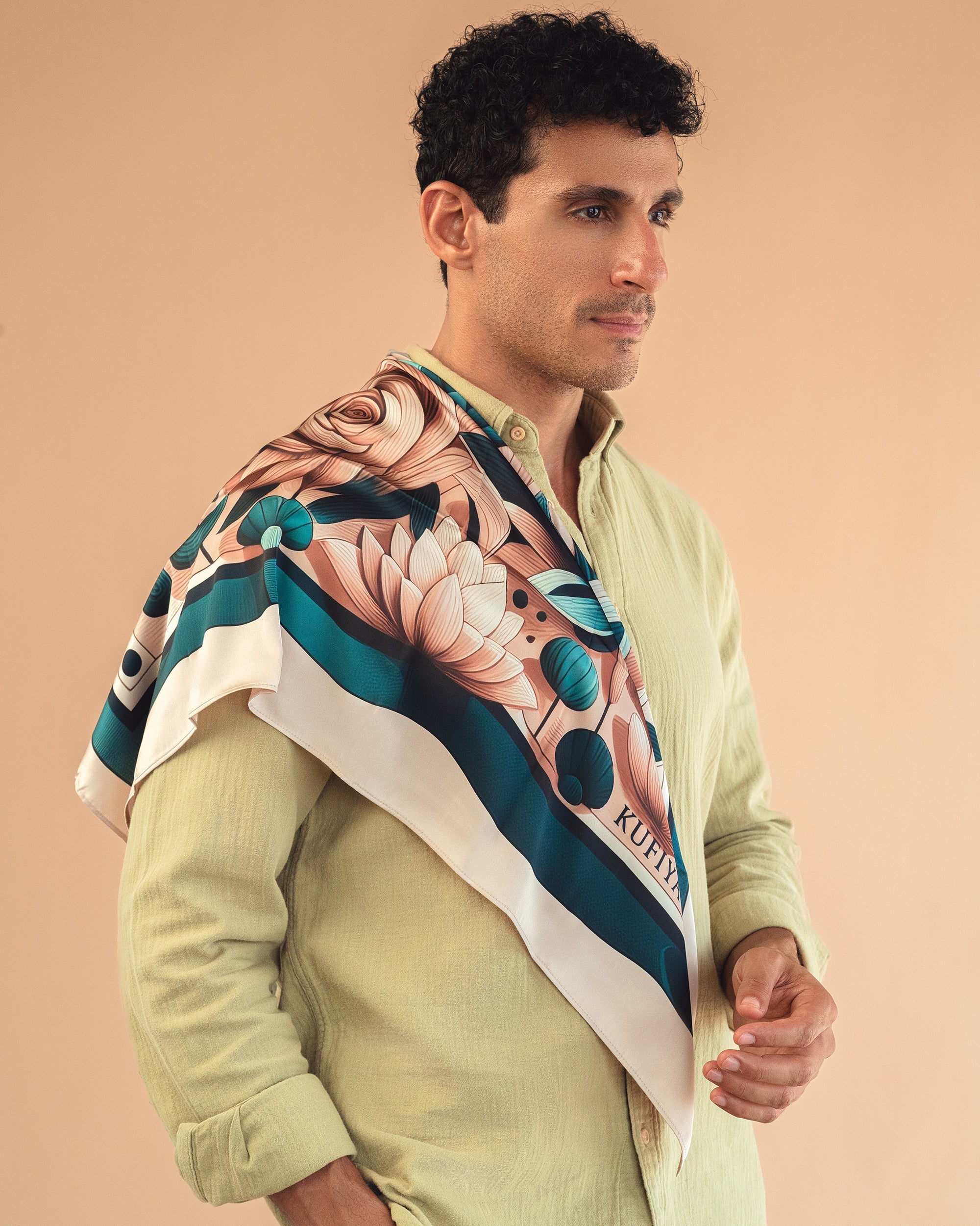 The Lotus Revelation Unisex Scarf M - NAS Trends