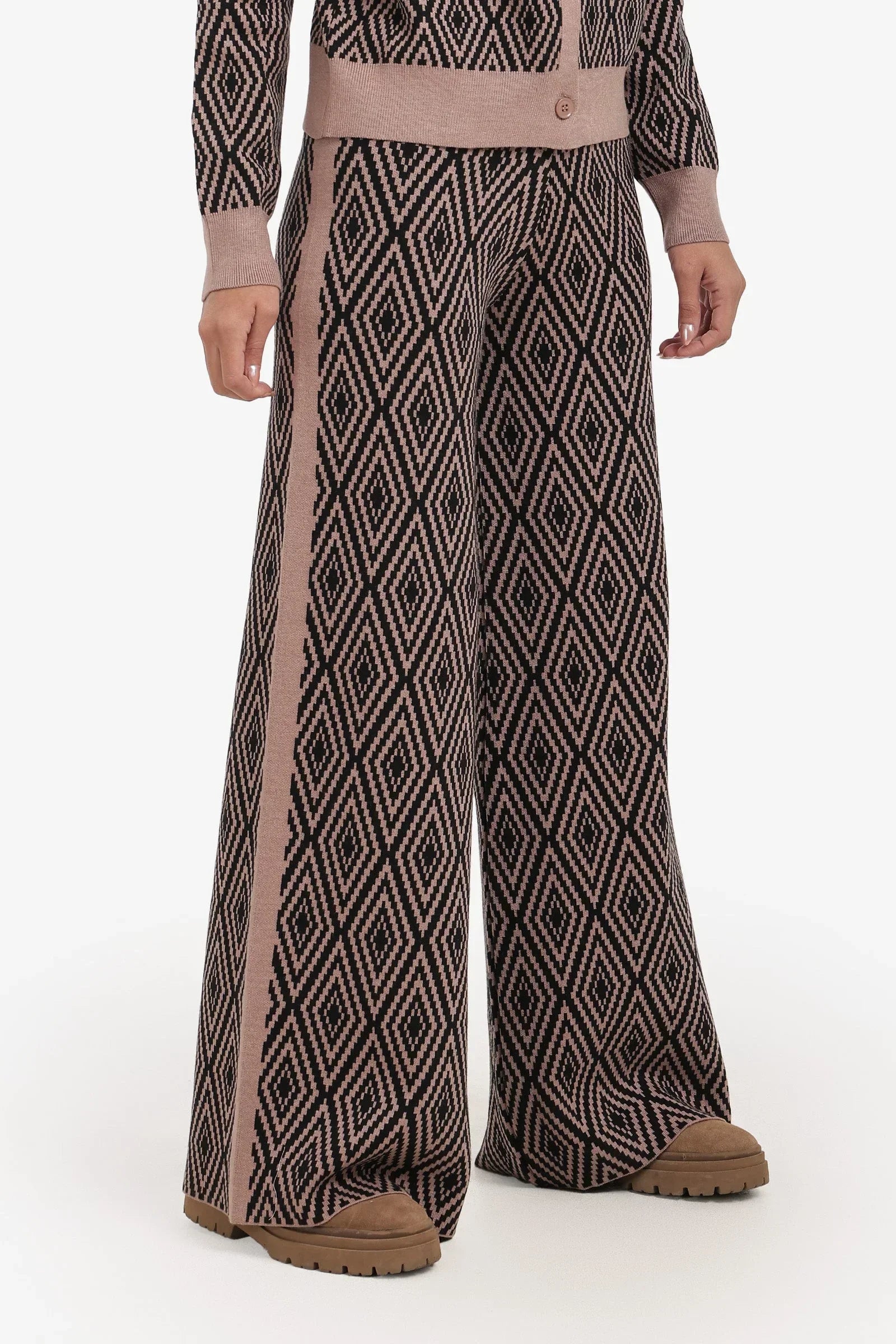 Carina - Diamond Pattern Lounge Pants 2