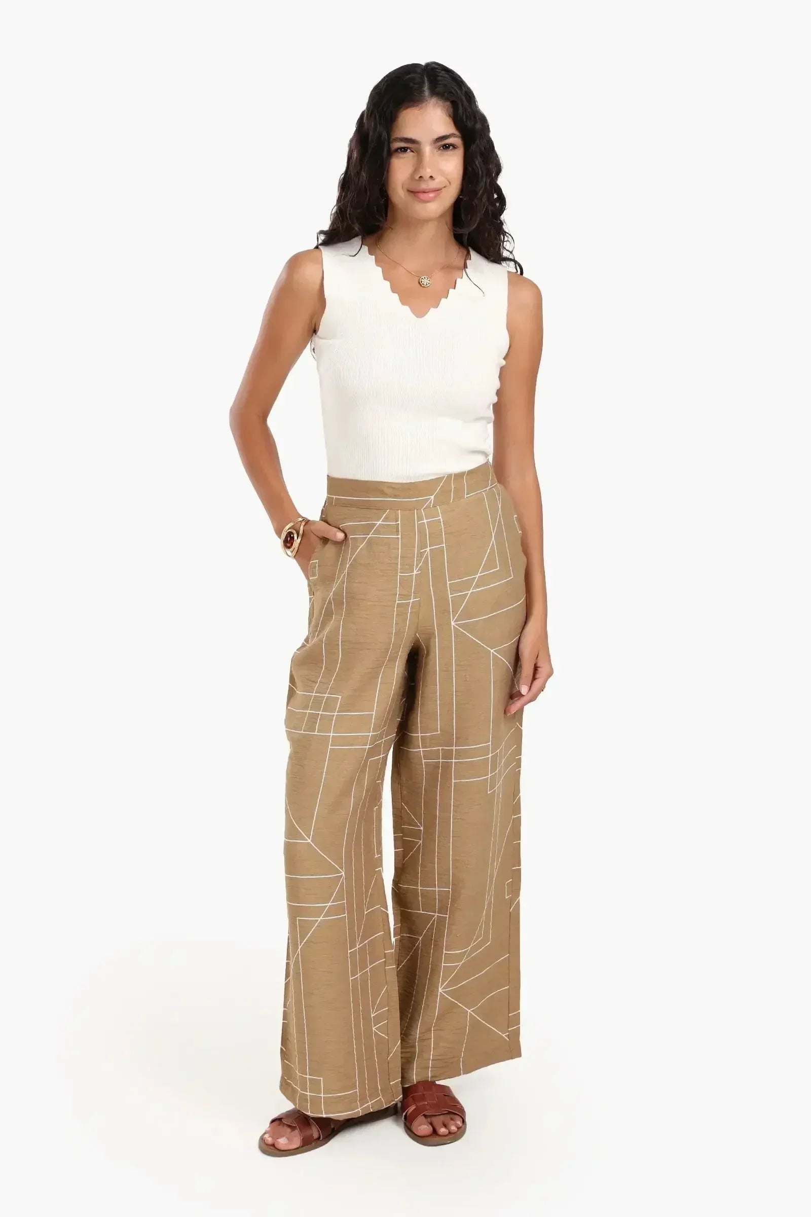 Carina - Seamless Zigzag V-Neck Top 24