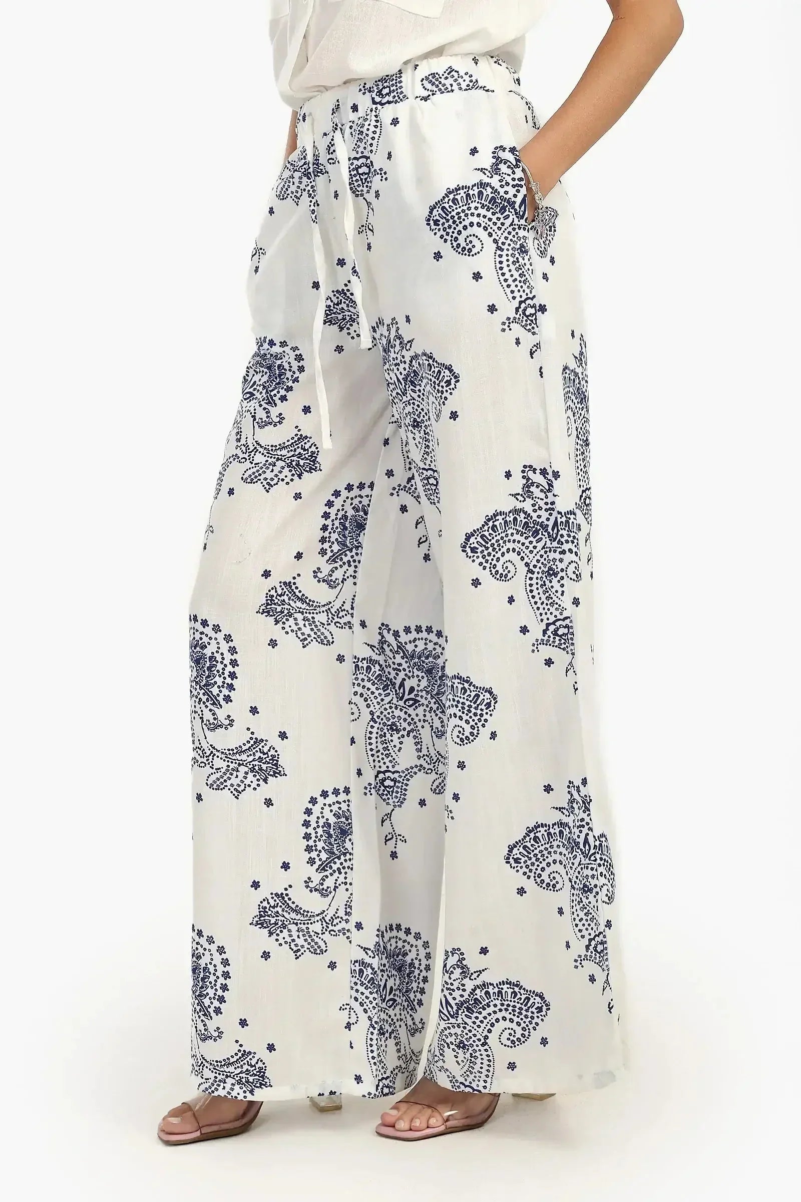 Carina - Pants with Blue Print 2